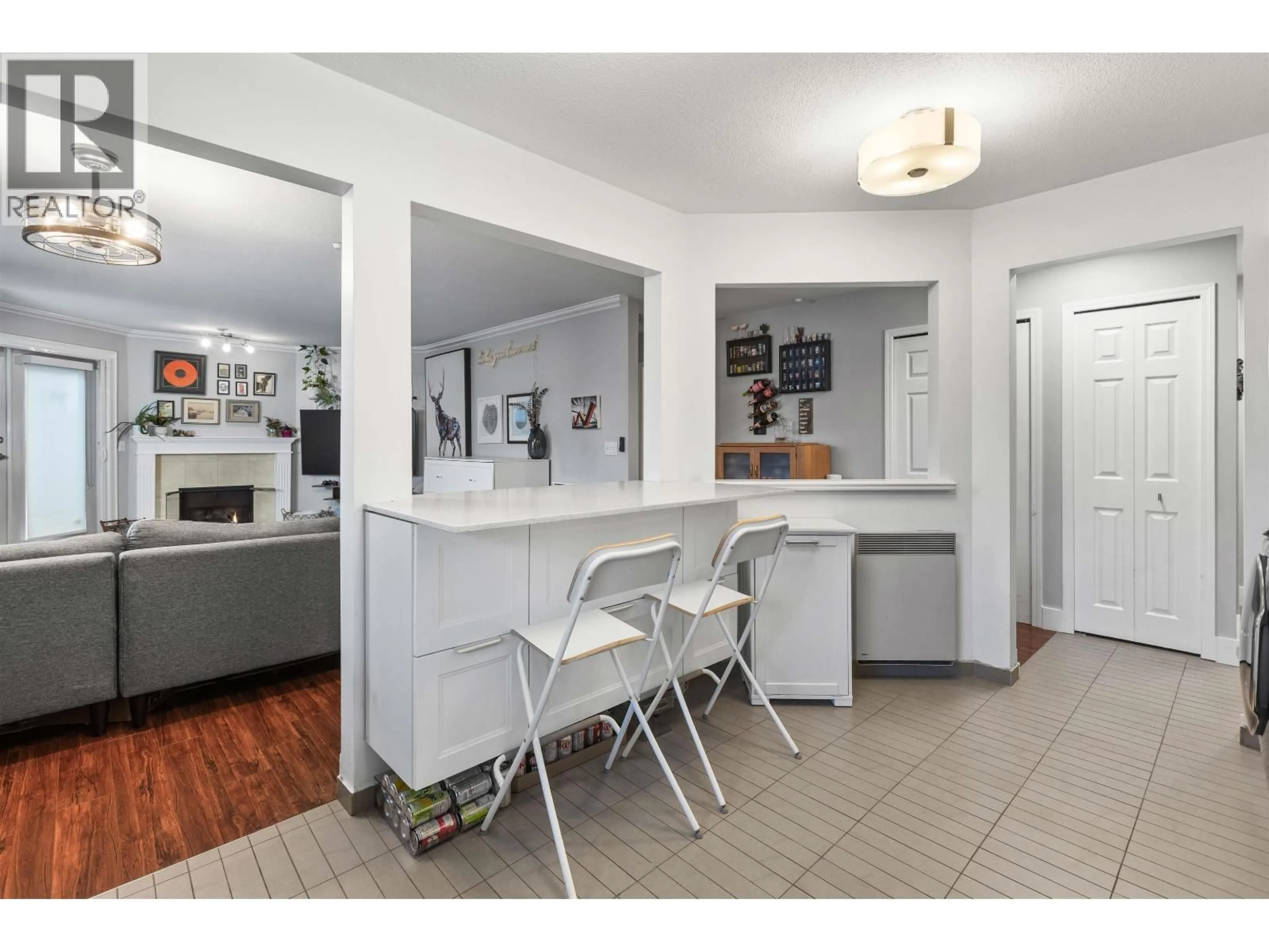 Open concept kitchen, unknown for 304 - 25 RICHMOND STREET, New Westminster British Columbia V3L5P9