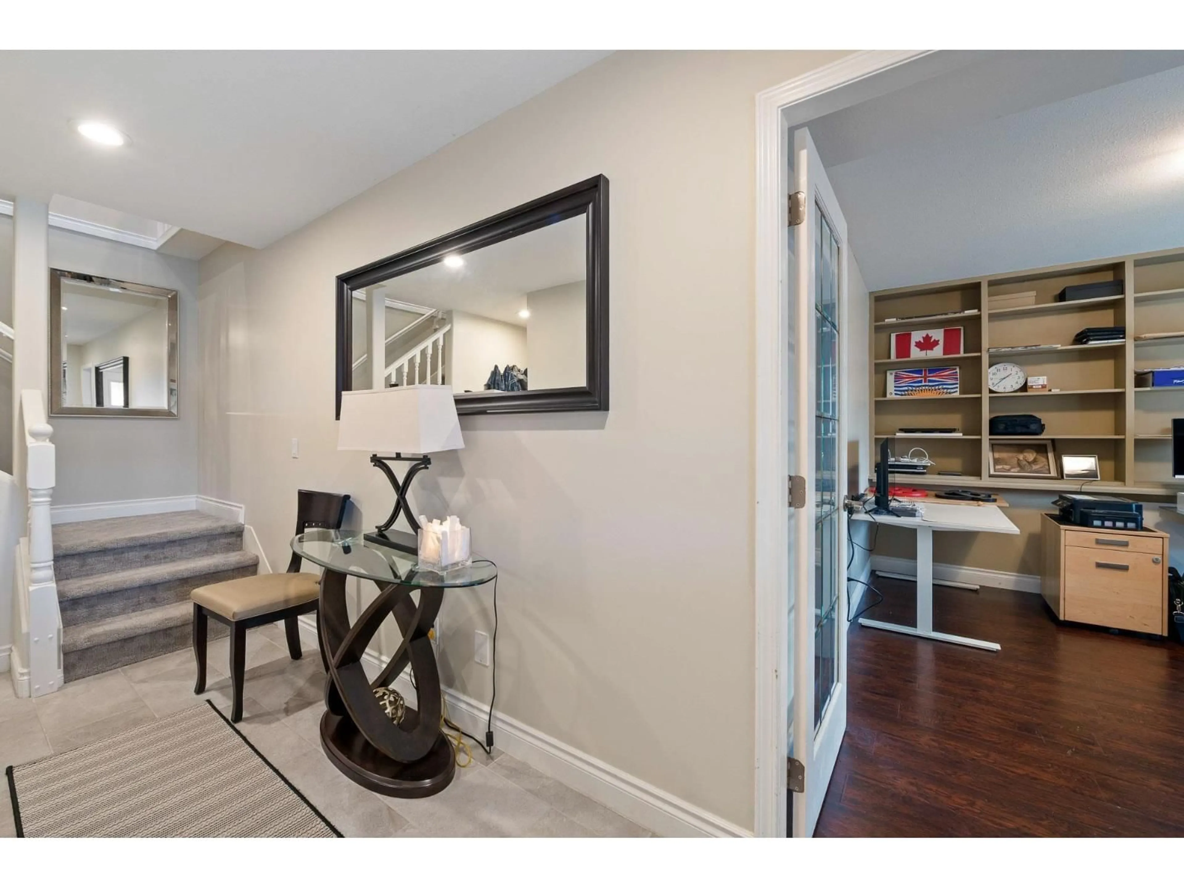 Indoor entryway for 35622 TERRAVISTA PLACE, Abbotsford British Columbia V3G2Y2