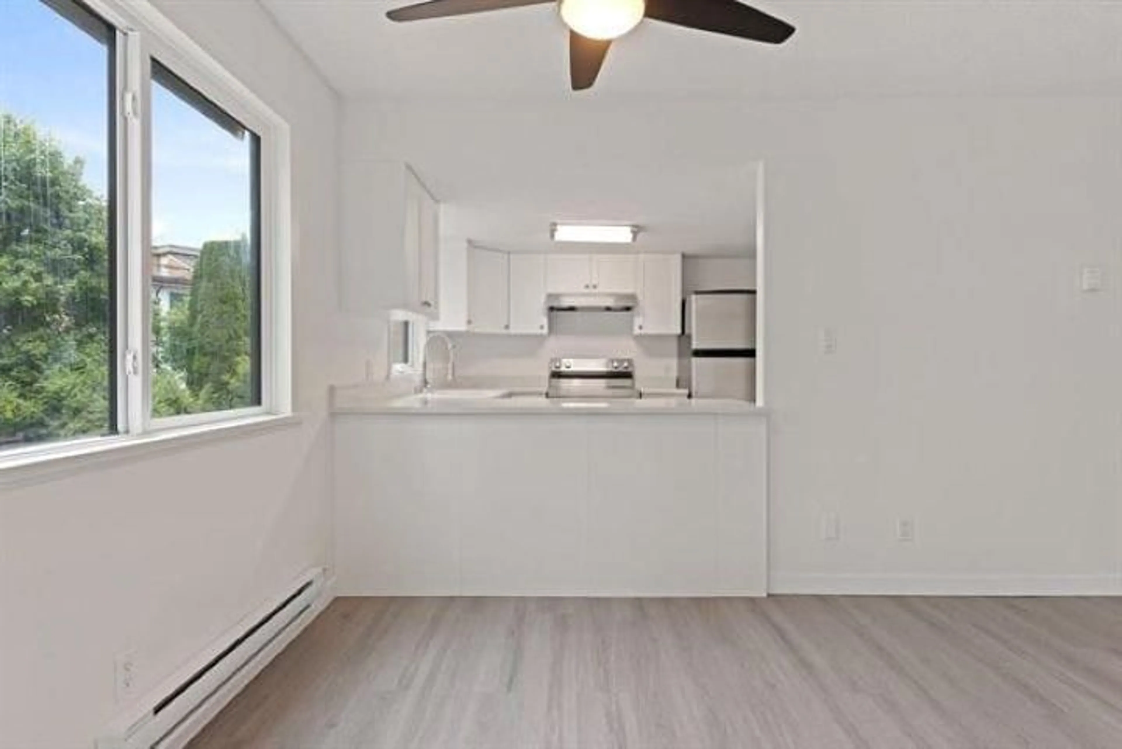 A pic of a room for 204 - 7120 133 STREET, Surrey British Columbia V3W1Z7