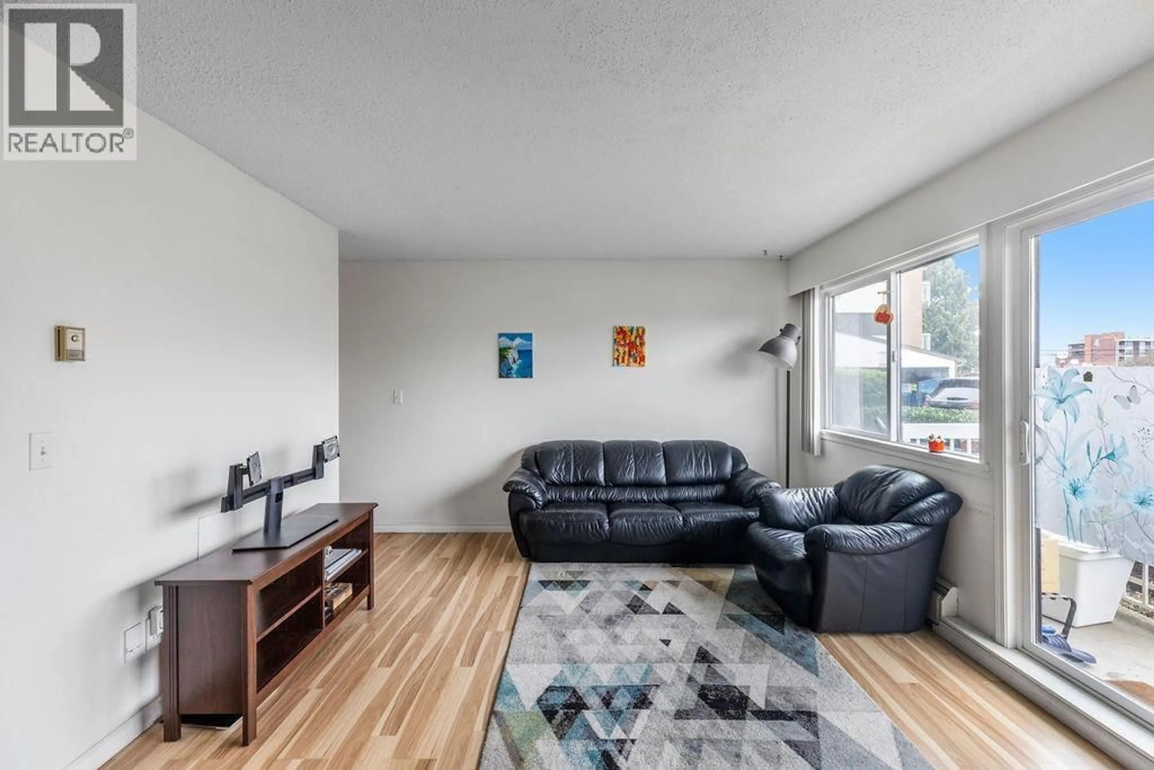 Living room with furniture, unknown for 102 - 8040 RYAN ROAD, Richmond British Columbia V7A2E5