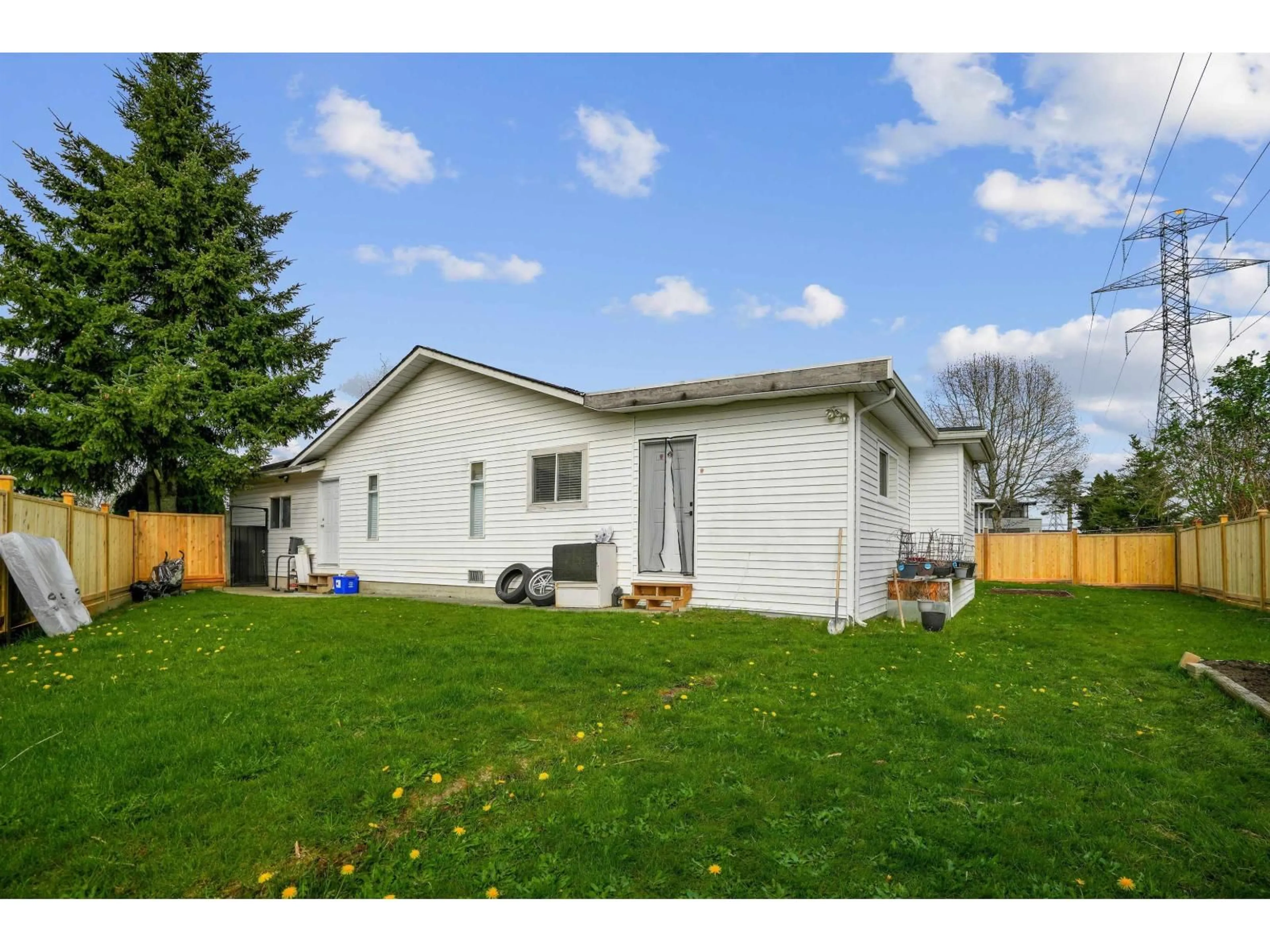 Unknown for 7387 123 STREET, Surrey British Columbia V3W5S3