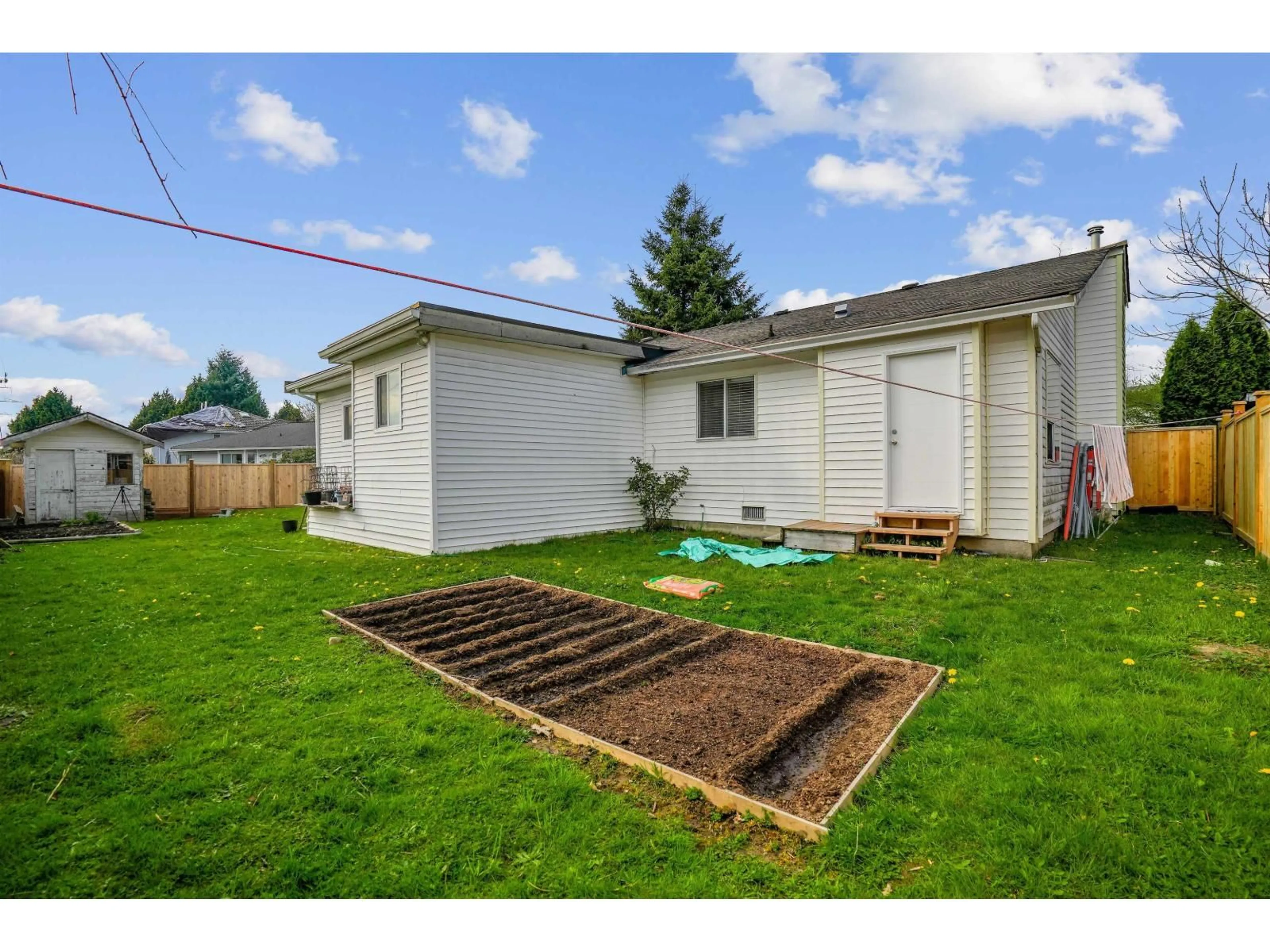 Unknown for 7387 123 STREET, Surrey British Columbia V3W5S3