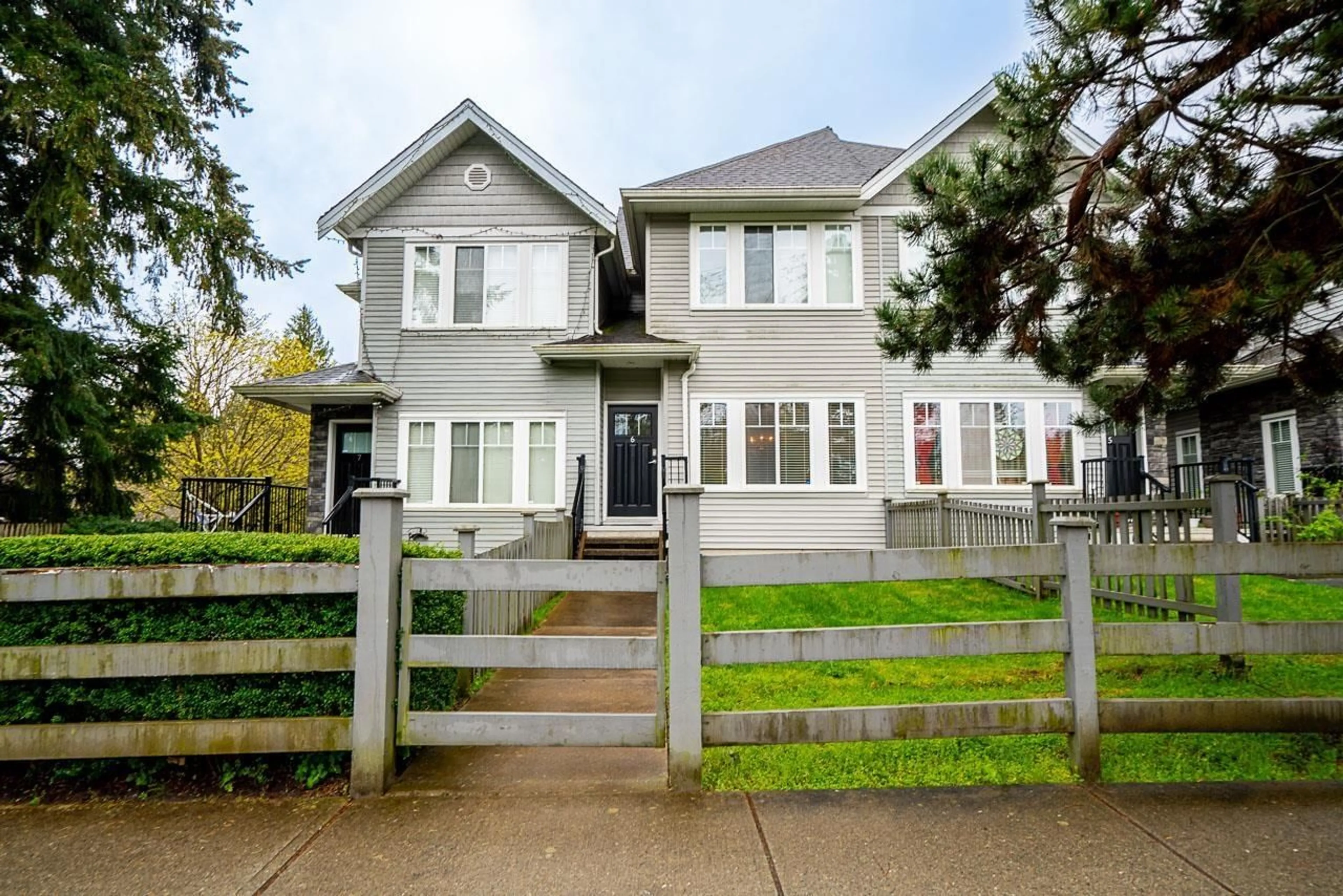 Home with vinyl exterior material, street for 6 - 13864 HYLAND ROAD, Surrey British Columbia V3W2C3