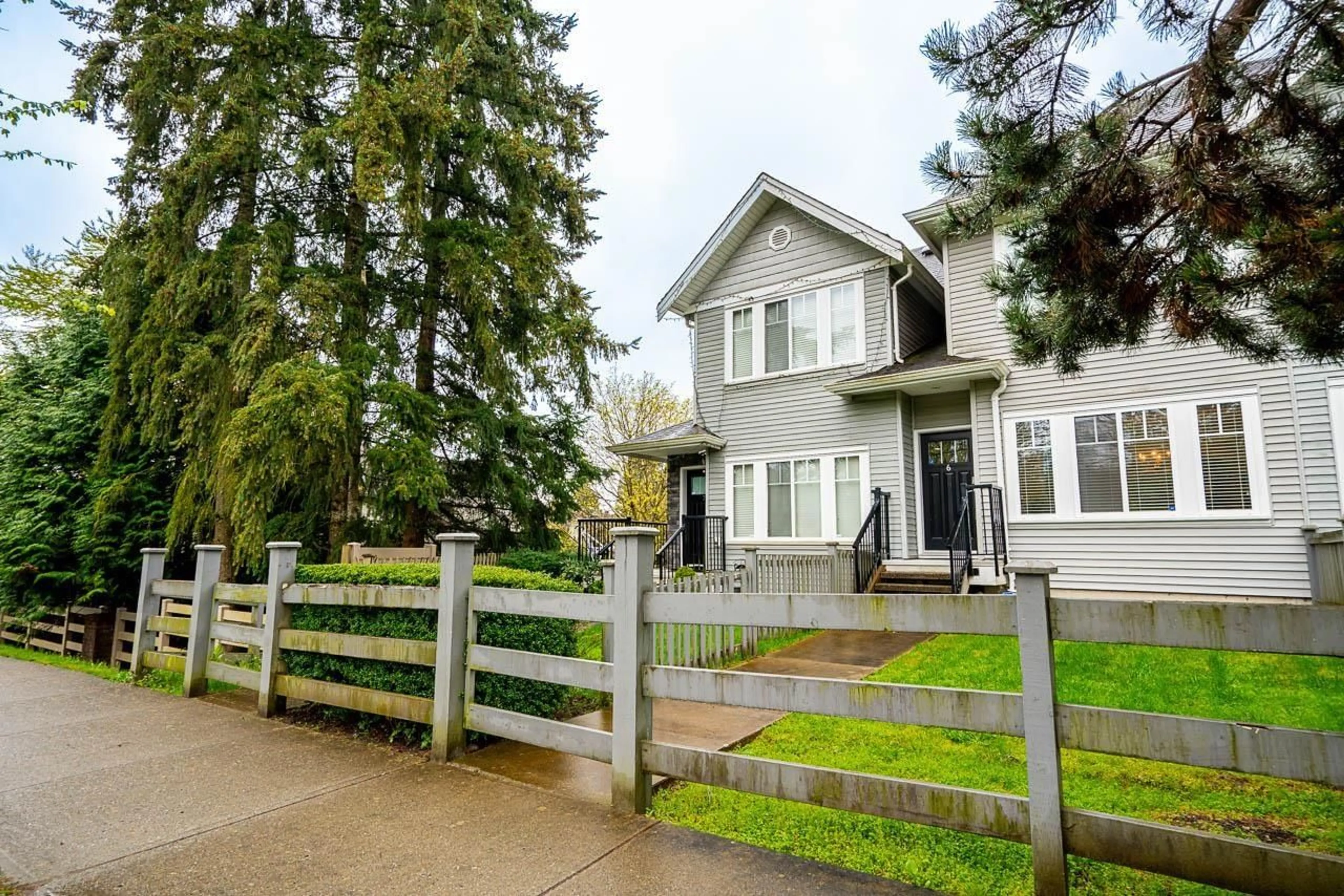 Home with vinyl exterior material, street for 6 - 13864 HYLAND ROAD, Surrey British Columbia V3W2C3