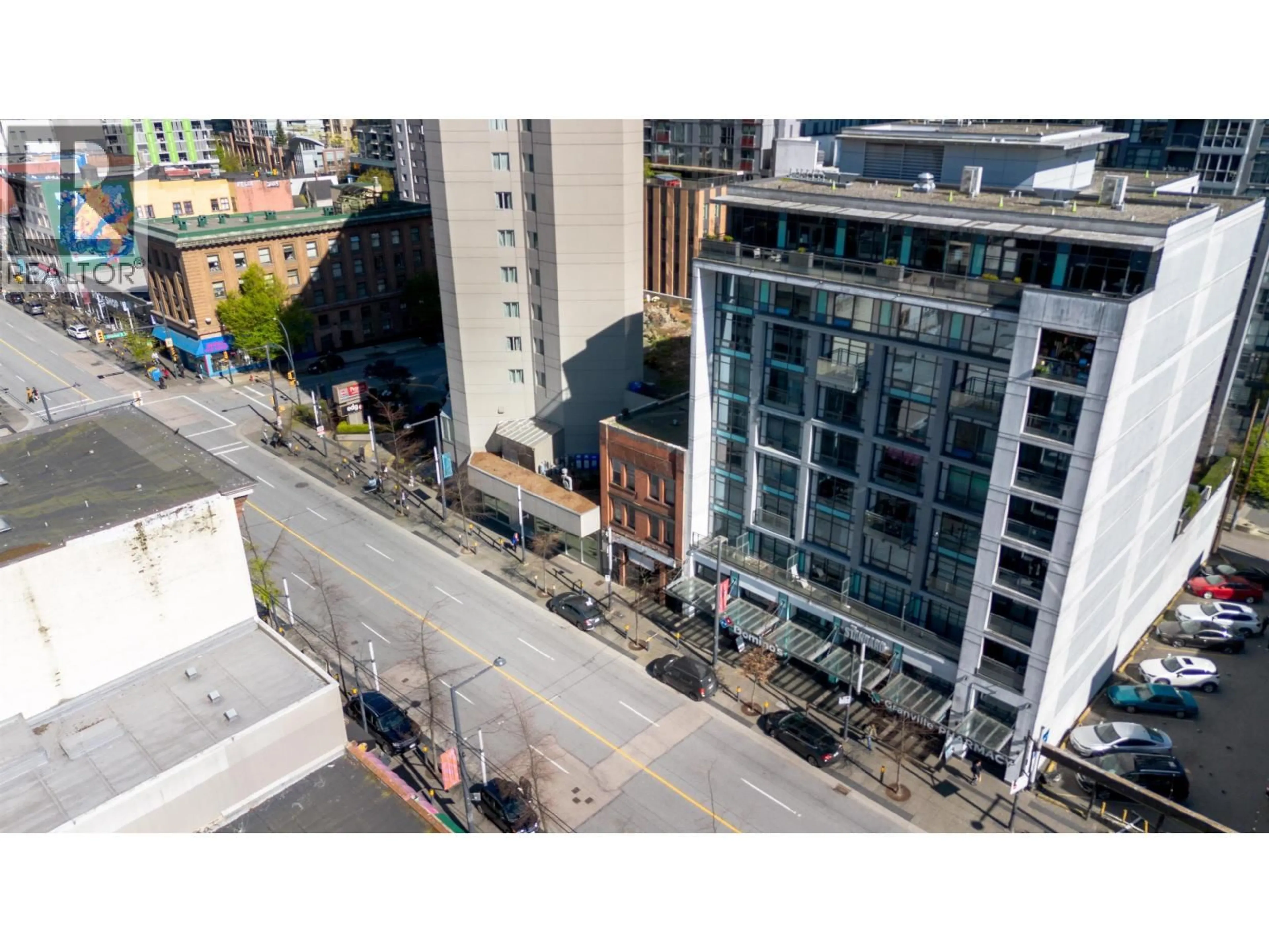 A pic from outside/outdoor area/front of a property/back of a property/a pic from drone, city buildings view from balcony for 1130 GRANVILLE STREET, Vancouver British Columbia V6Z1L8