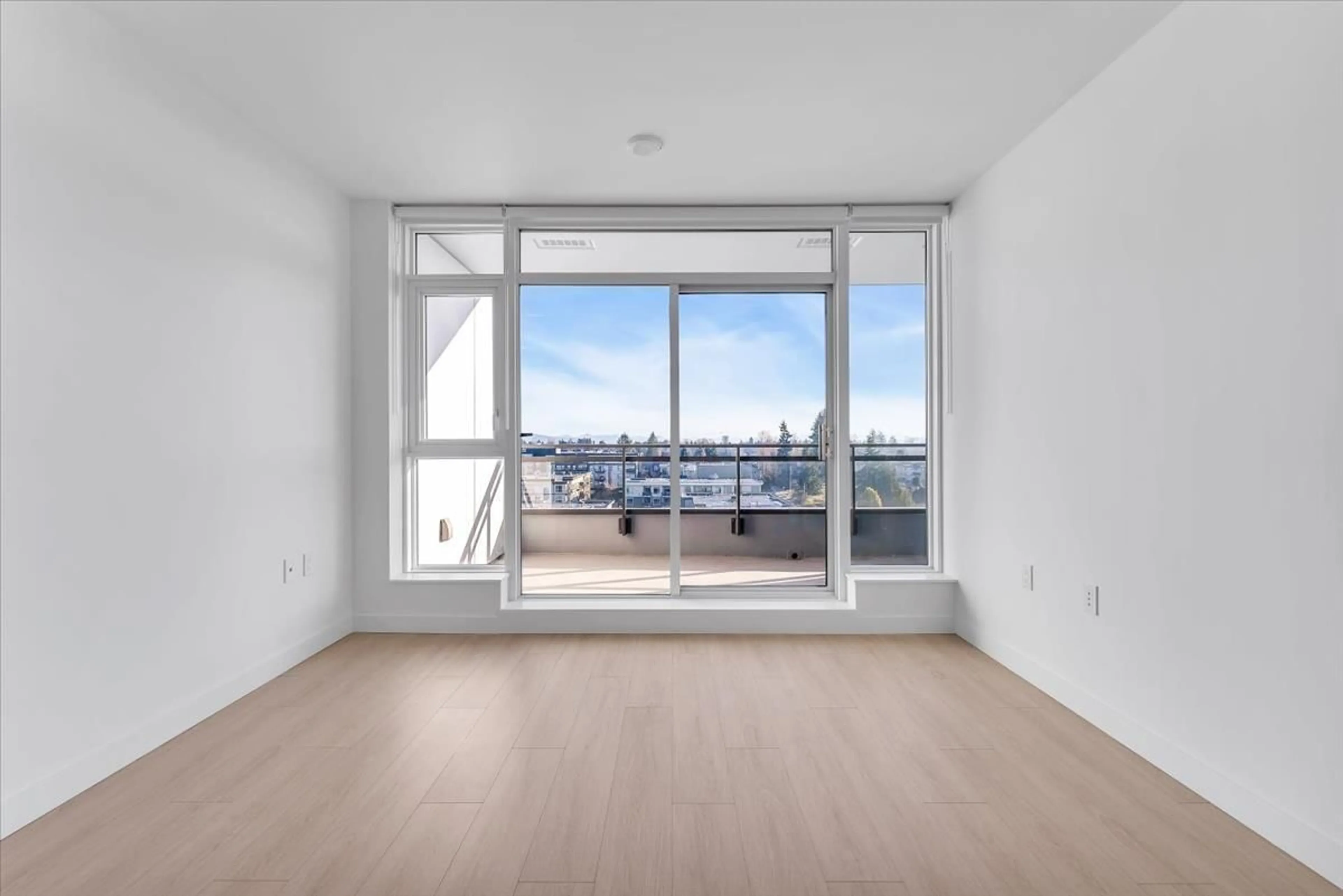 A pic of a room for 1212 - 13675 107A AVENUE, Surrey British Columbia V3T0X3