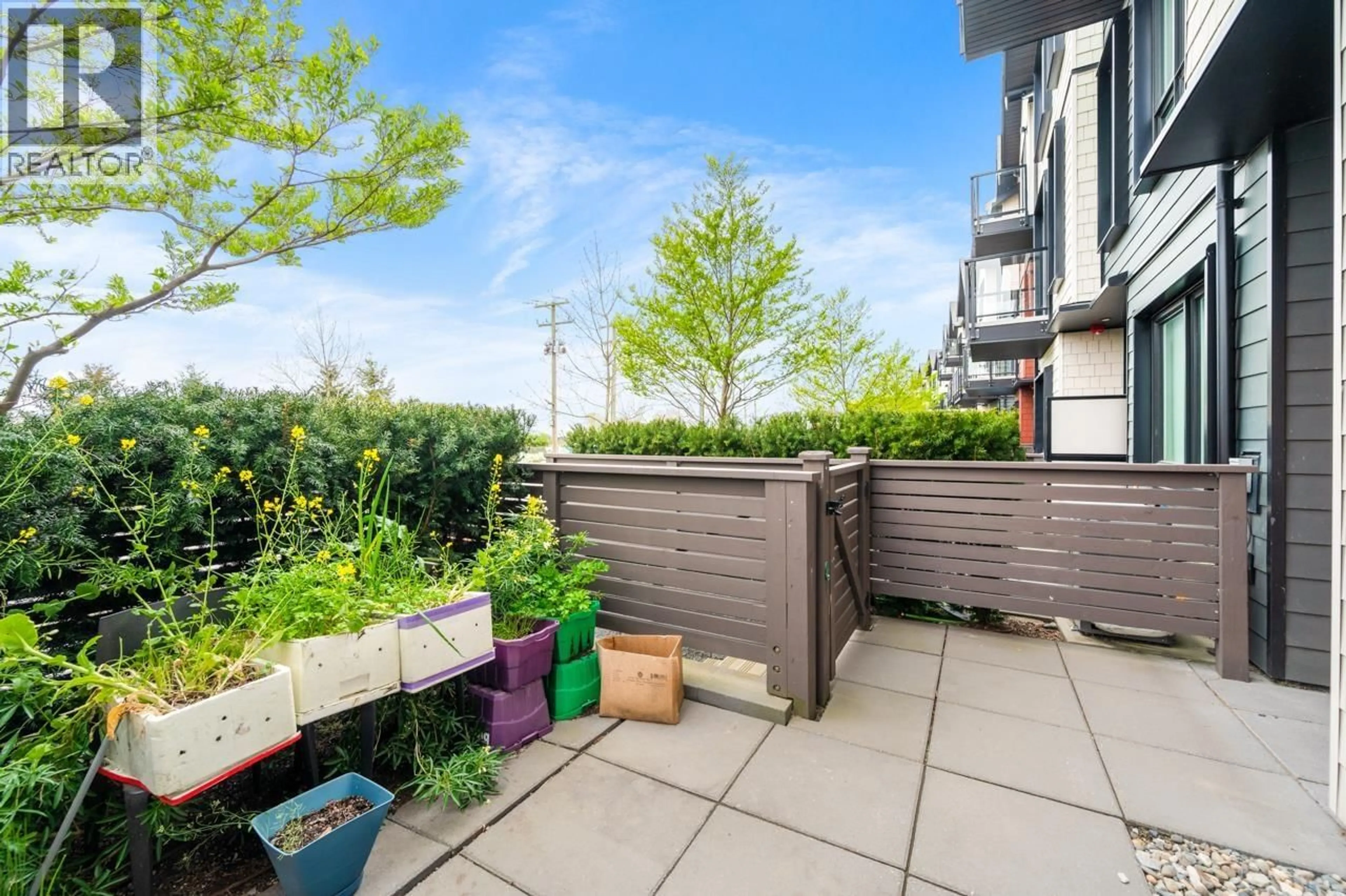 Patio, street for 131 - 4738 HEMLOCK WAY, Tsawwassen British Columbia V4M0E3