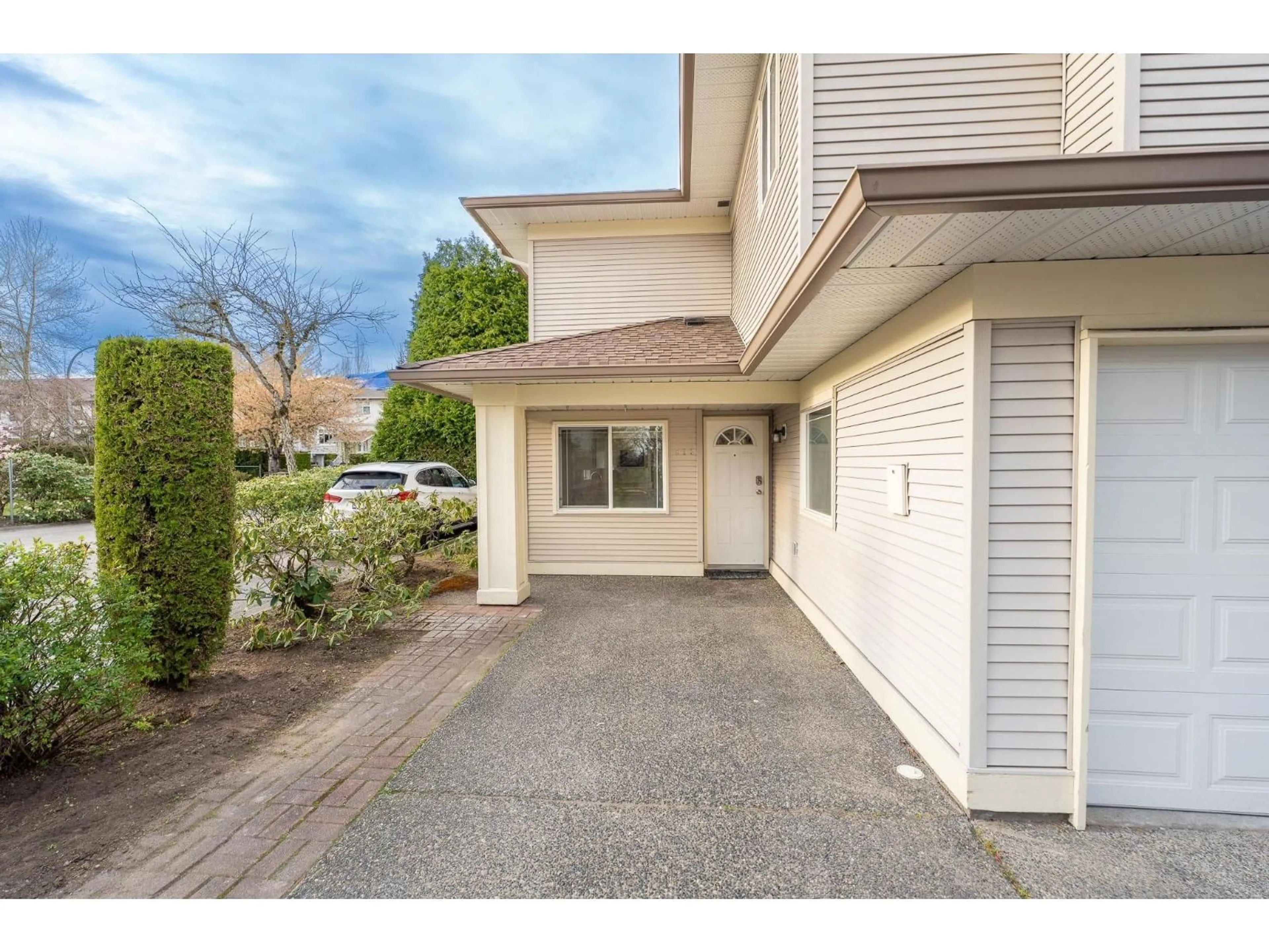 Unknown for 315 - 16233 82 AVENUE, Surrey British Columbia V4N0P7