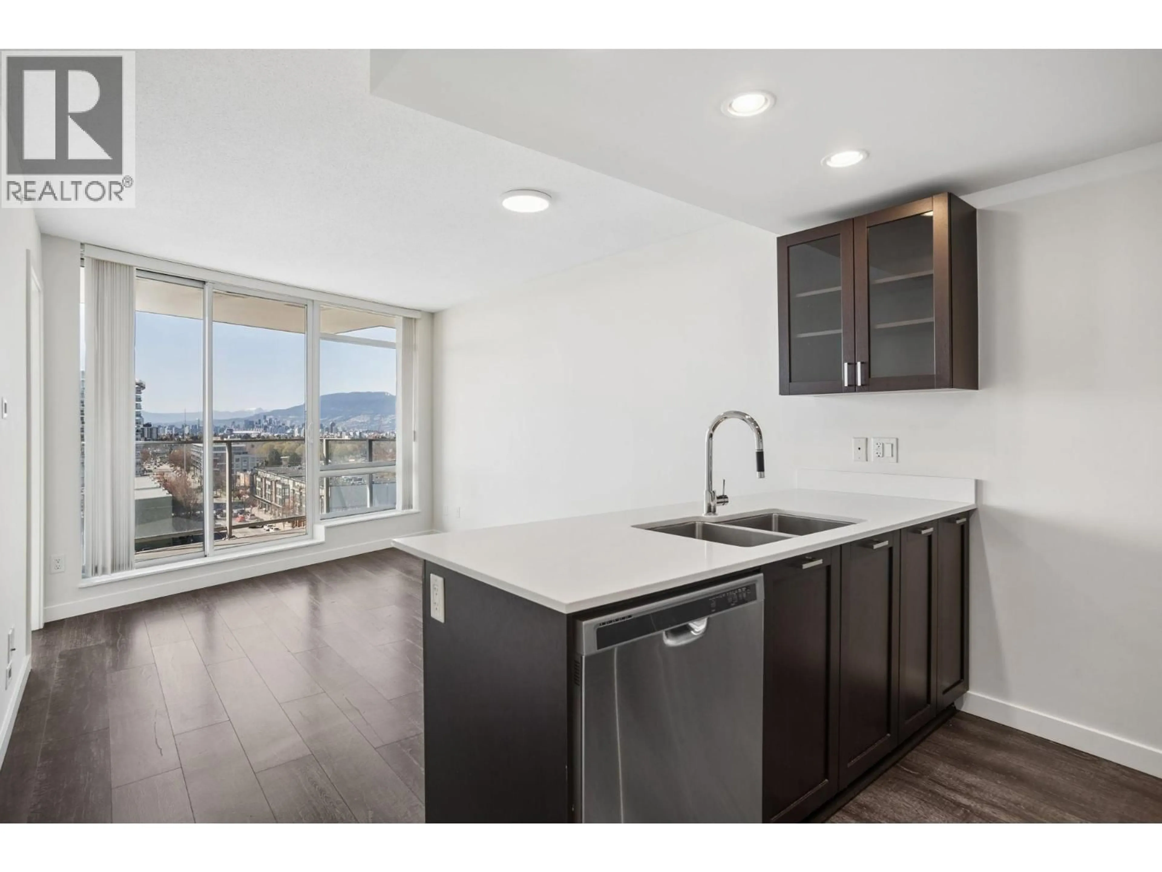 Open concept kitchen, unknown for 1001 - 4815 ELDORADO MEWS, Vancouver British Columbia V5R0B2