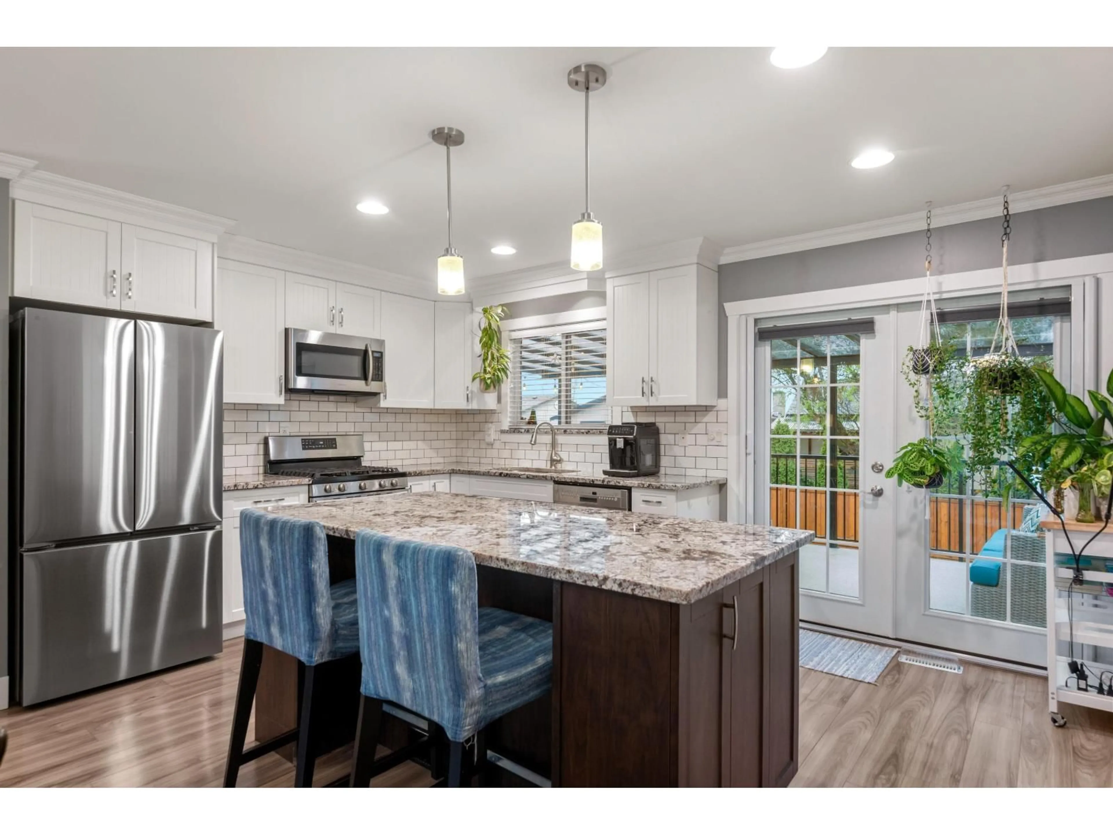 Open concept kitchen, unknown for 2630 WILDWOOD DRIVE, Langley British Columbia V2Y1C5
