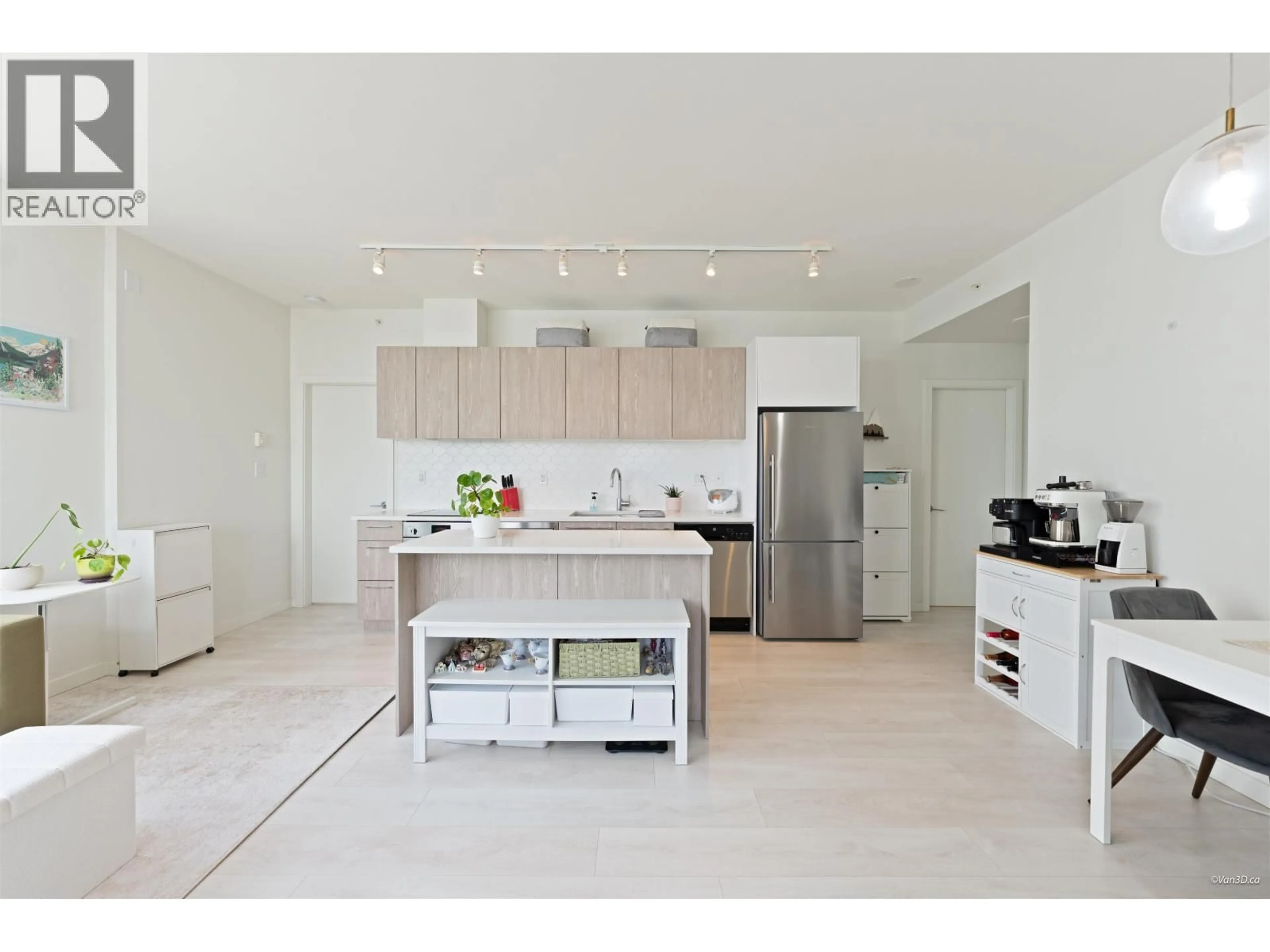 Contemporary kitchen, ceramic/tile floor for 1309 - 691 NORTH ROAD, Coquitlam British Columbia V3J0H9