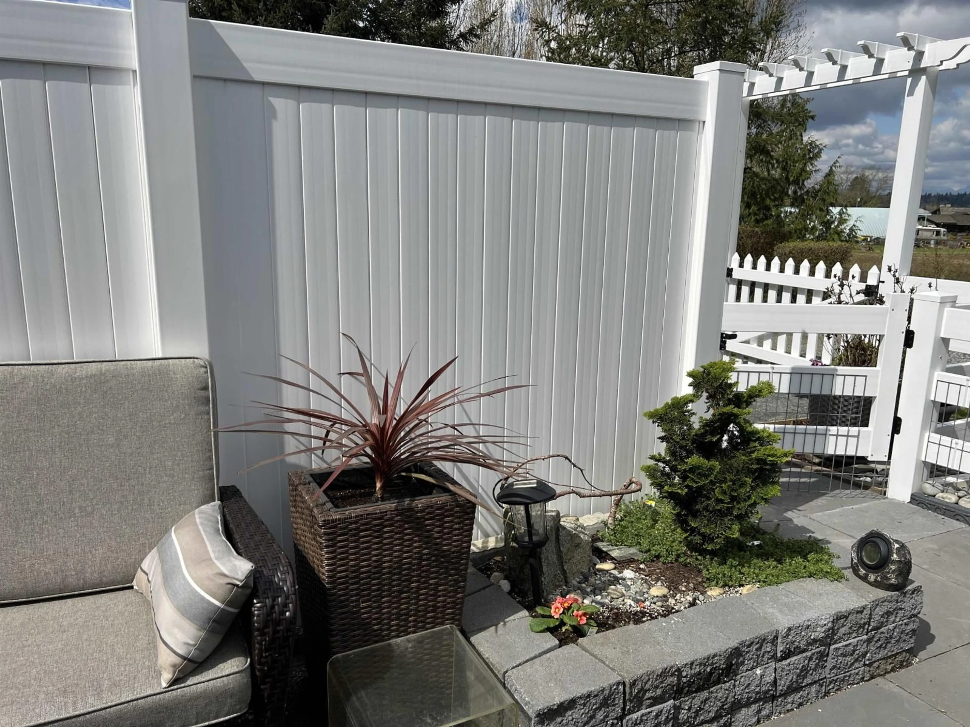 Patio, street for 102 - 16995 64TH AVENUE, Surrey British Columbia V3S0V9