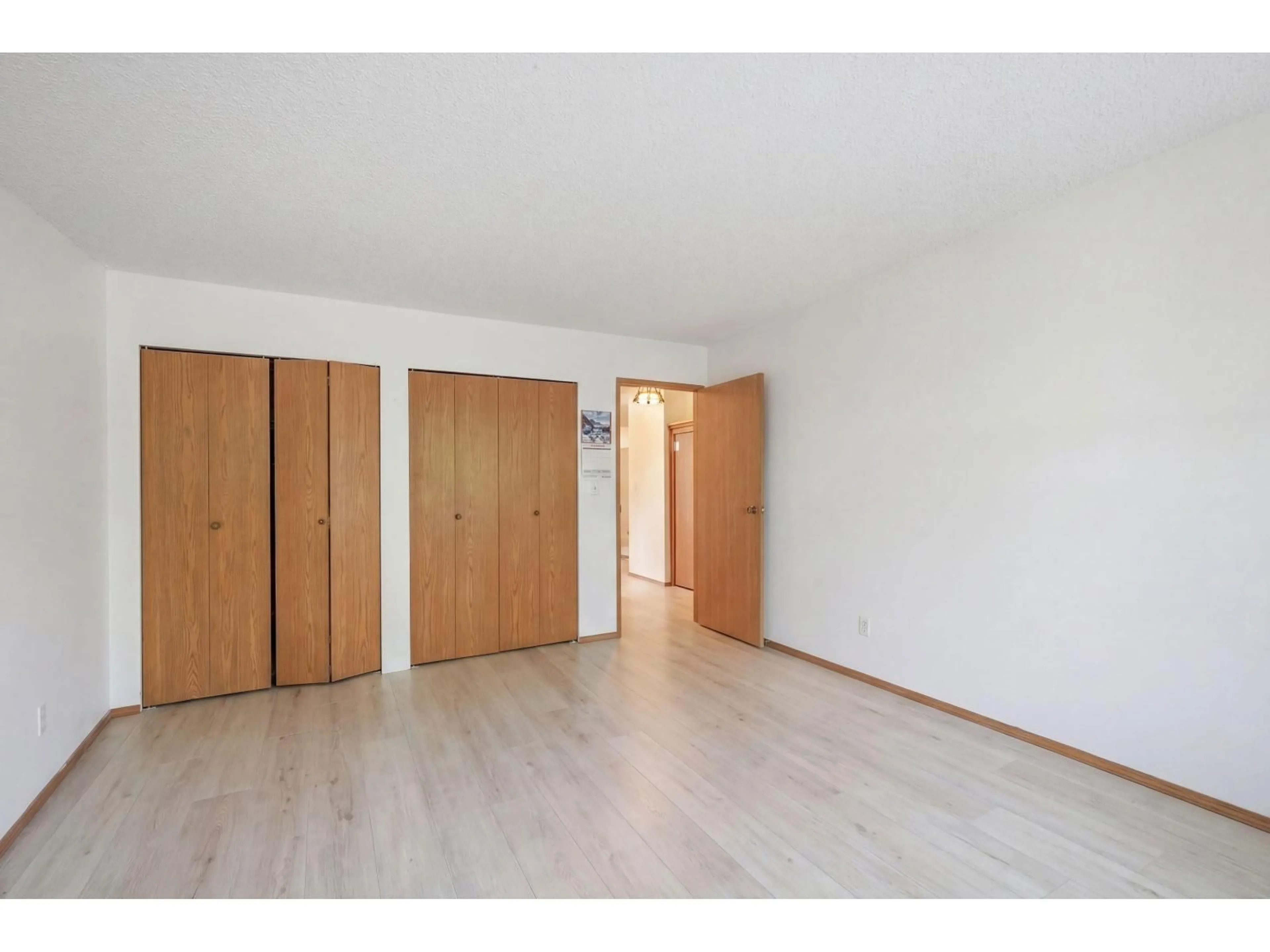 Storage room or clothes room or walk-in closet for 106 - 10626 151A STREET, Surrey British Columbia V3R8K7