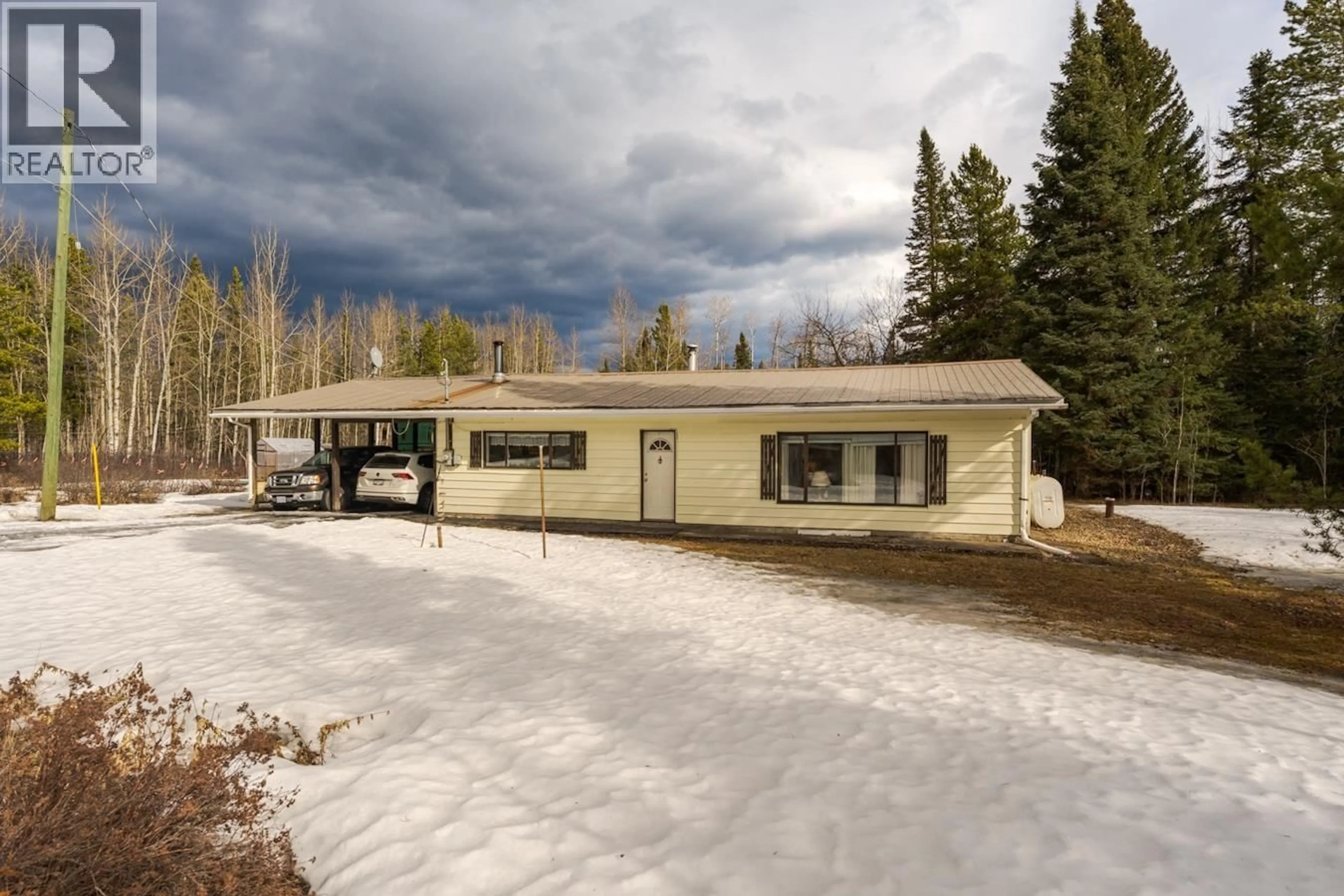 A pic from outside/outdoor area/front of a property/back of a property/a pic from drone, mountain view for 20770 CARIBOO HIGHWAY, Prince George British Columbia V2N6A4