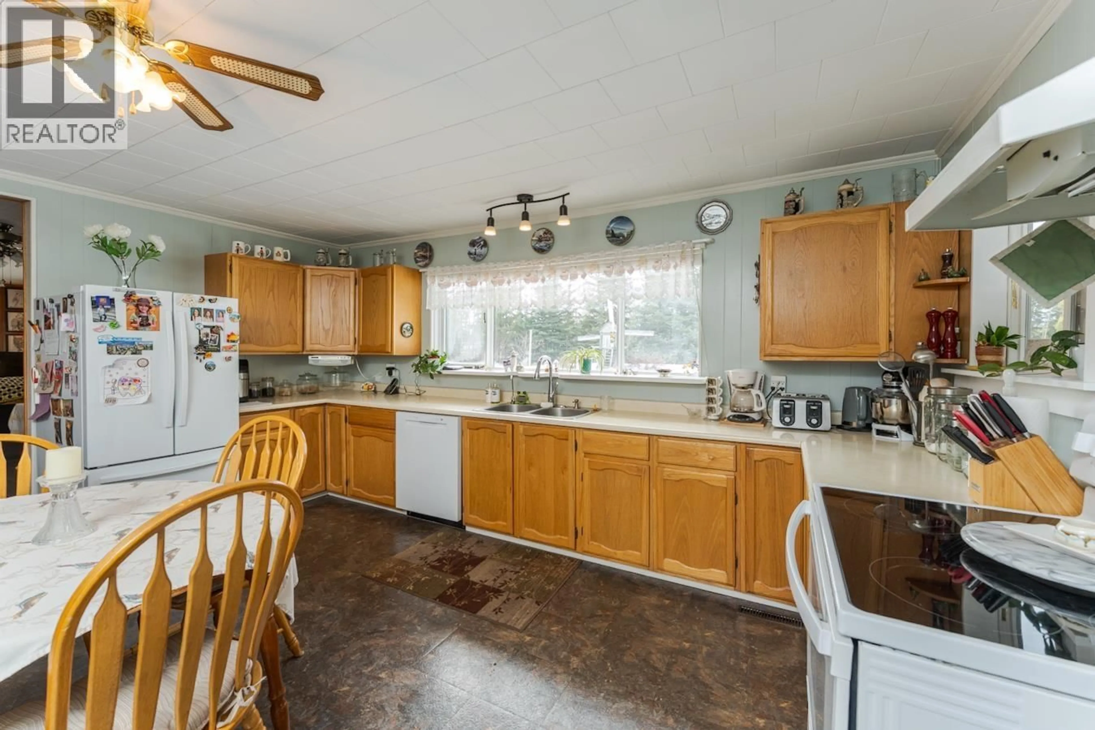 Standard kitchen, ceramic/tile floor for 20770 CARIBOO HIGHWAY, Prince George British Columbia V2N6A4