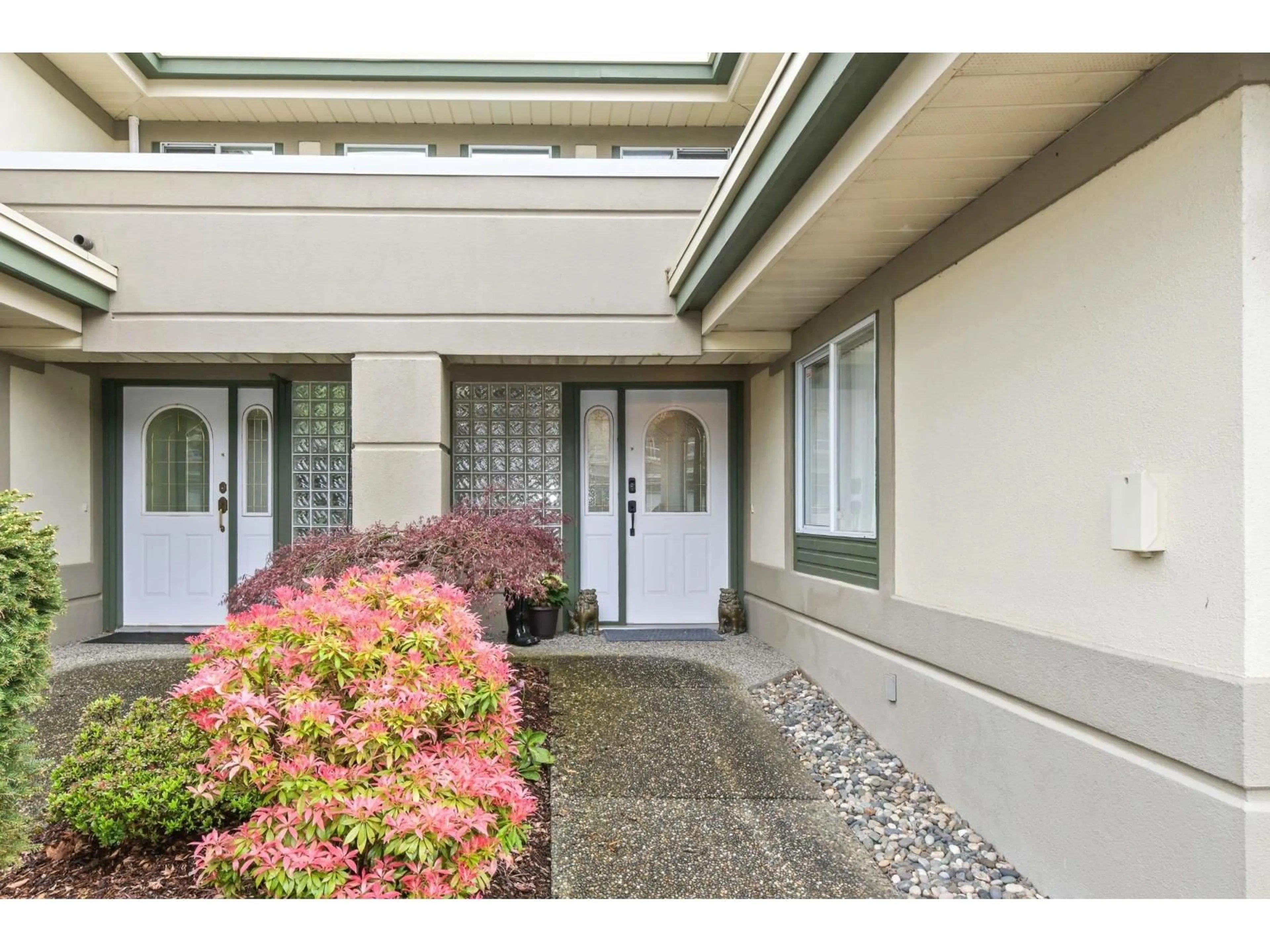 Indoor foyer for 135 - 4001 OLD CLAYBURN ROAD, Abbotsford British Columbia V3G1C5