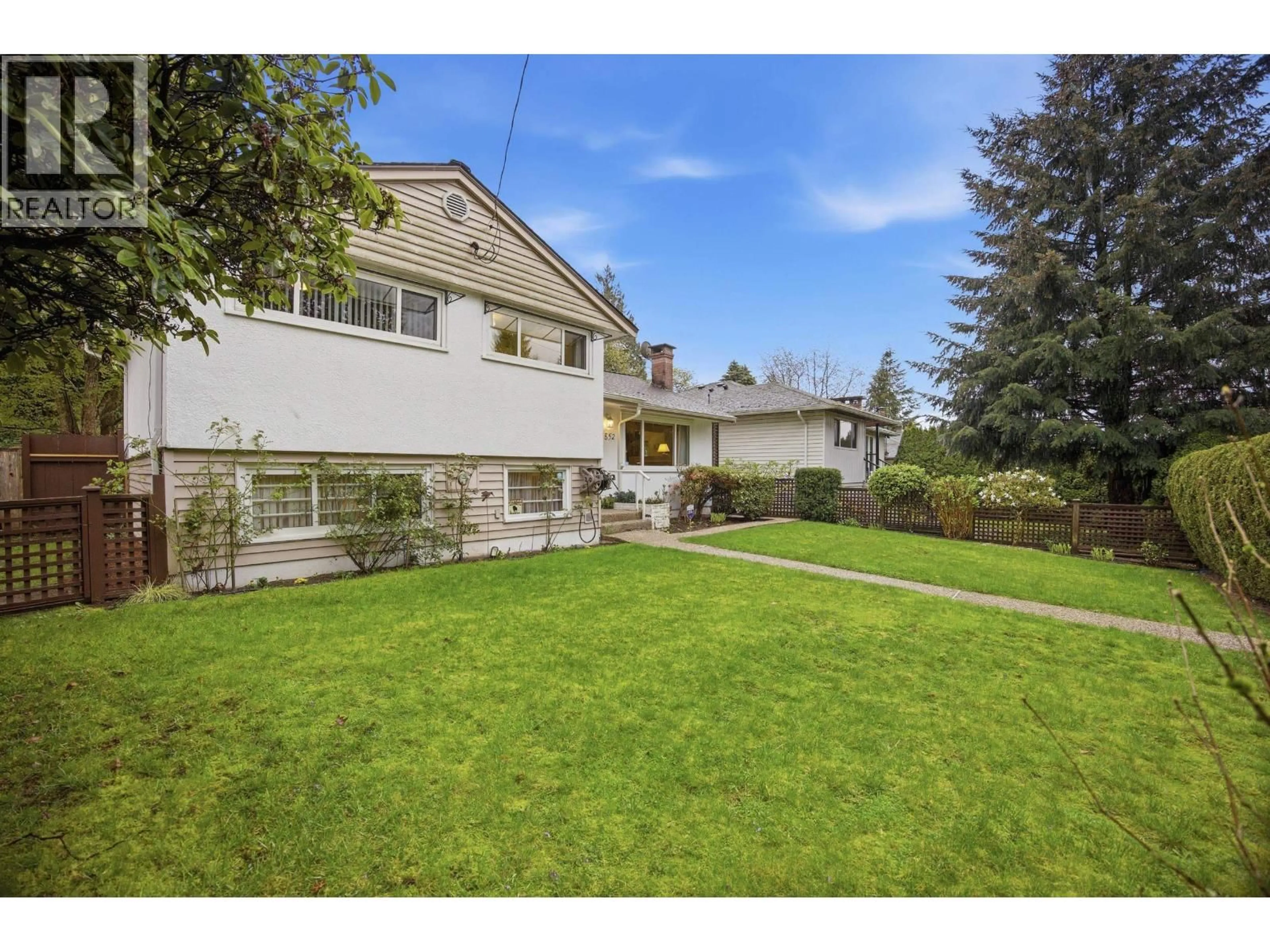 A pic from outside/outdoor area/front of a property/back of a property/a pic from drone, street for 1852 LARSON ROAD, North Vancouver British Columbia V7M2Z6