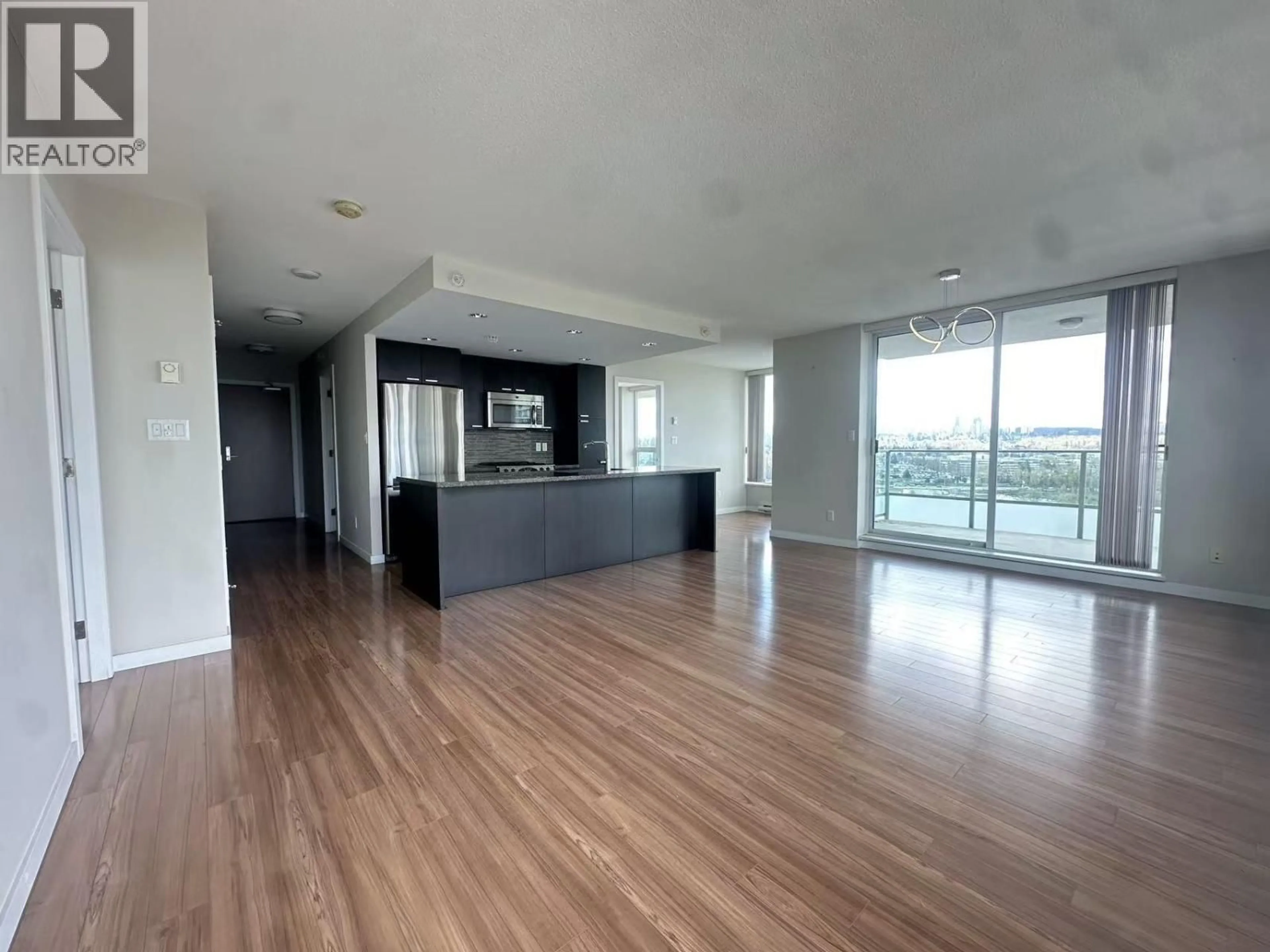 A pic of a room for 1703 - 2232 DOUGLAS ROAD, Burnaby British Columbia V5C0G9