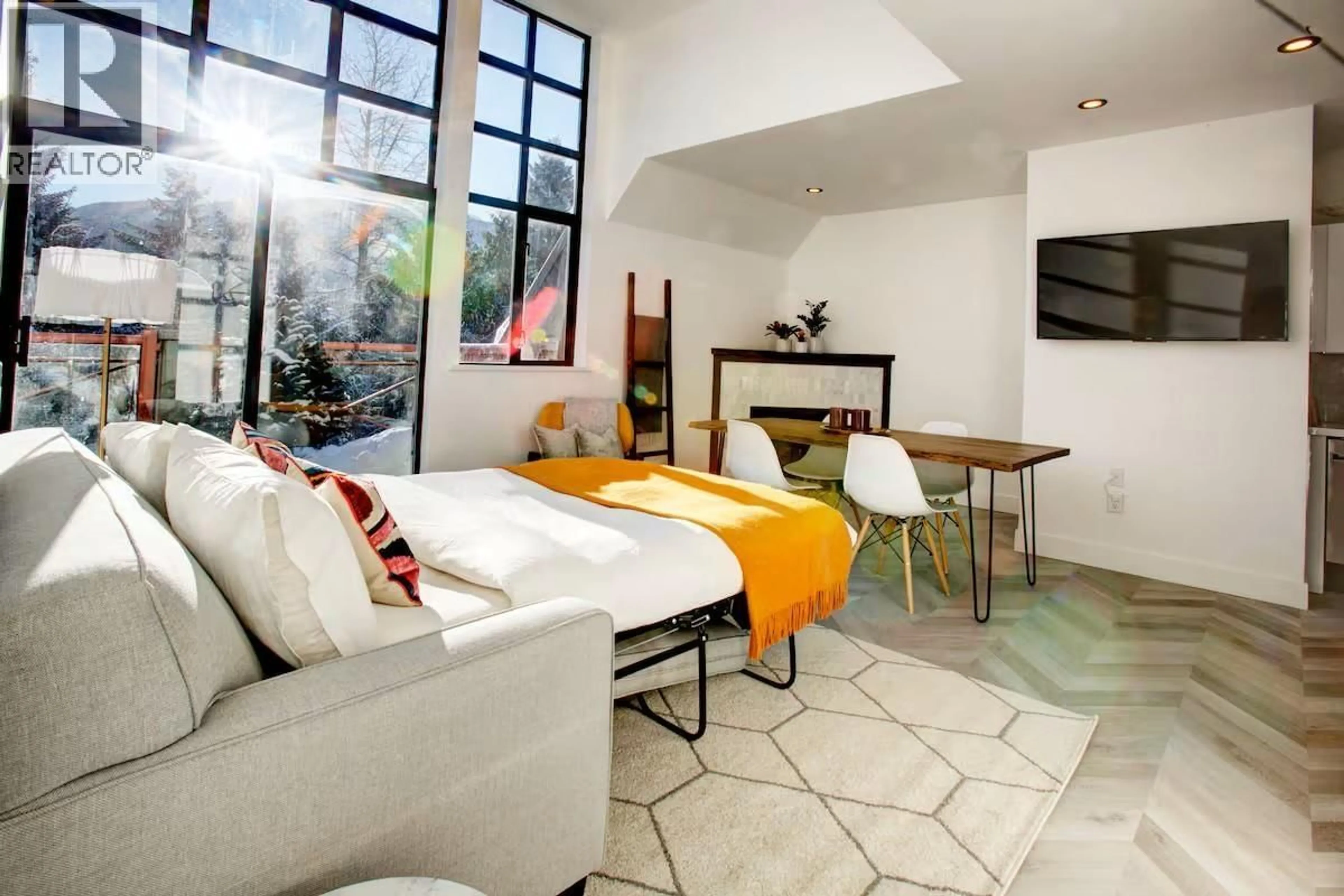 Living room with furniture, unknown for 501 - 4369 MAIN STREET, Whistler British Columbia V8E1B7