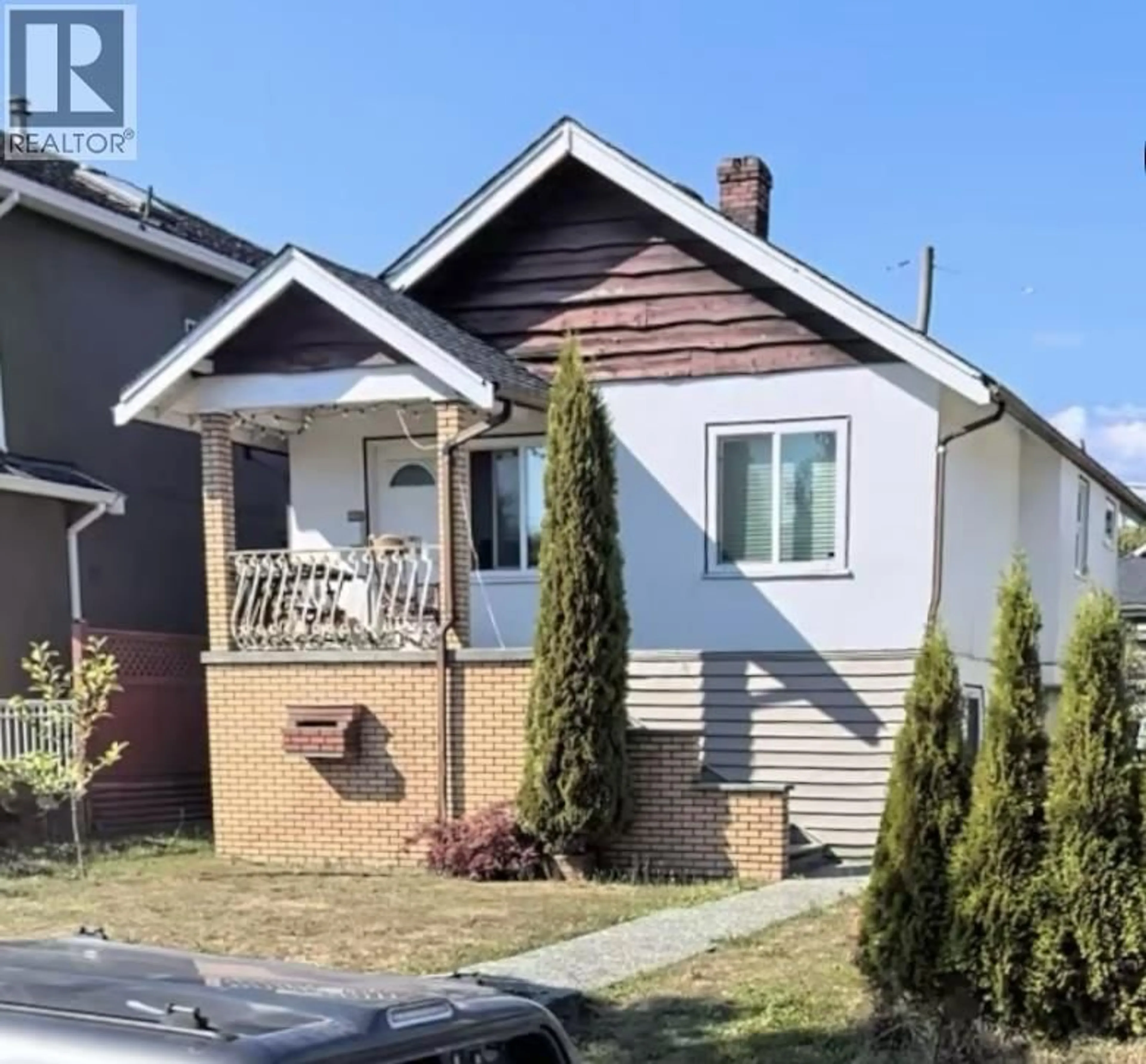 Unknown for 2881 ADANAC STREET, Vancouver British Columbia V5K2N2