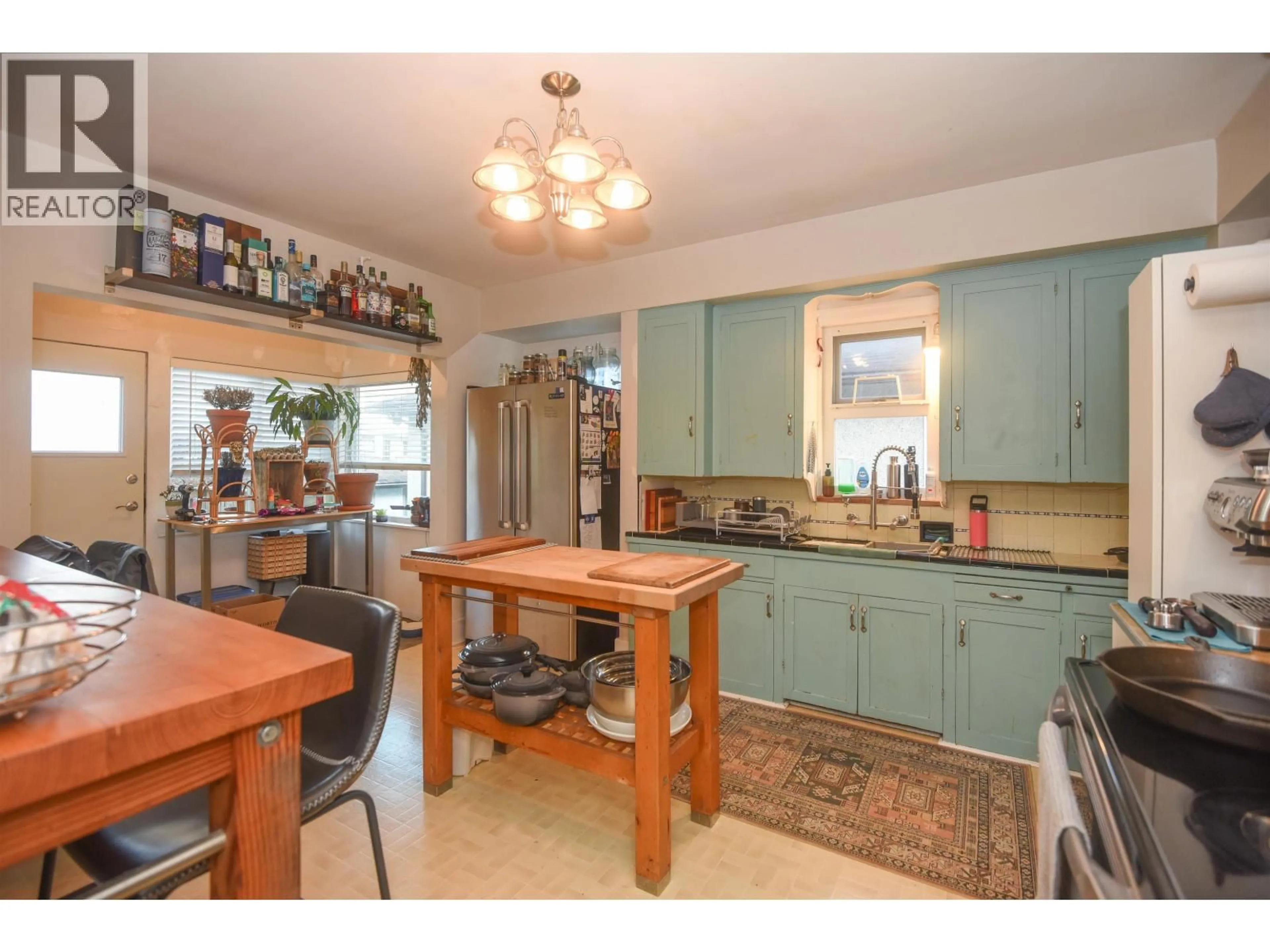 Open concept kitchen, unknown for 2881 ADANAC STREET, Vancouver British Columbia V5K2N2