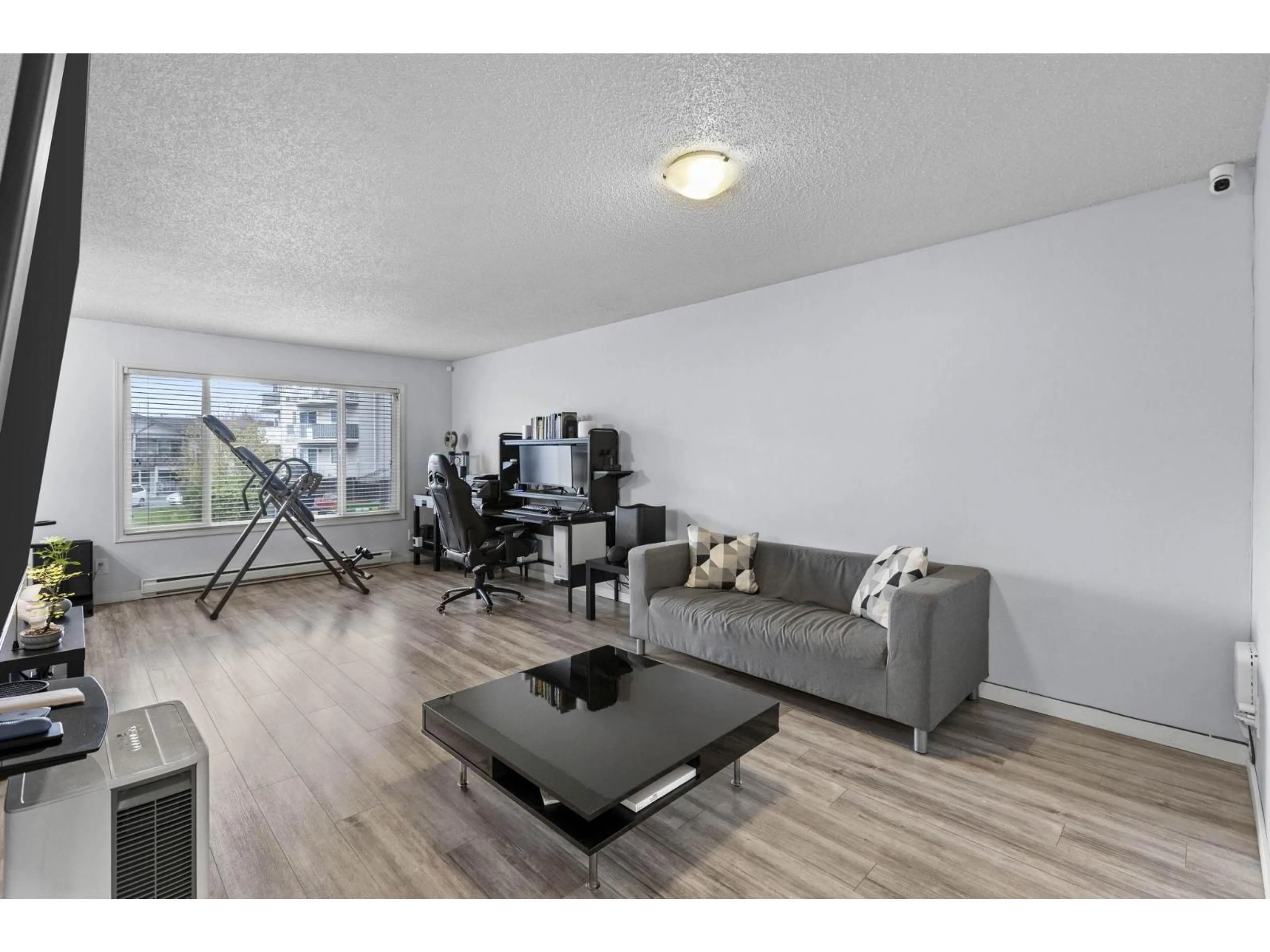 A pic of a room for 13 - 46260 HARFORD STREET, Chilliwack British Columbia V2P2W3