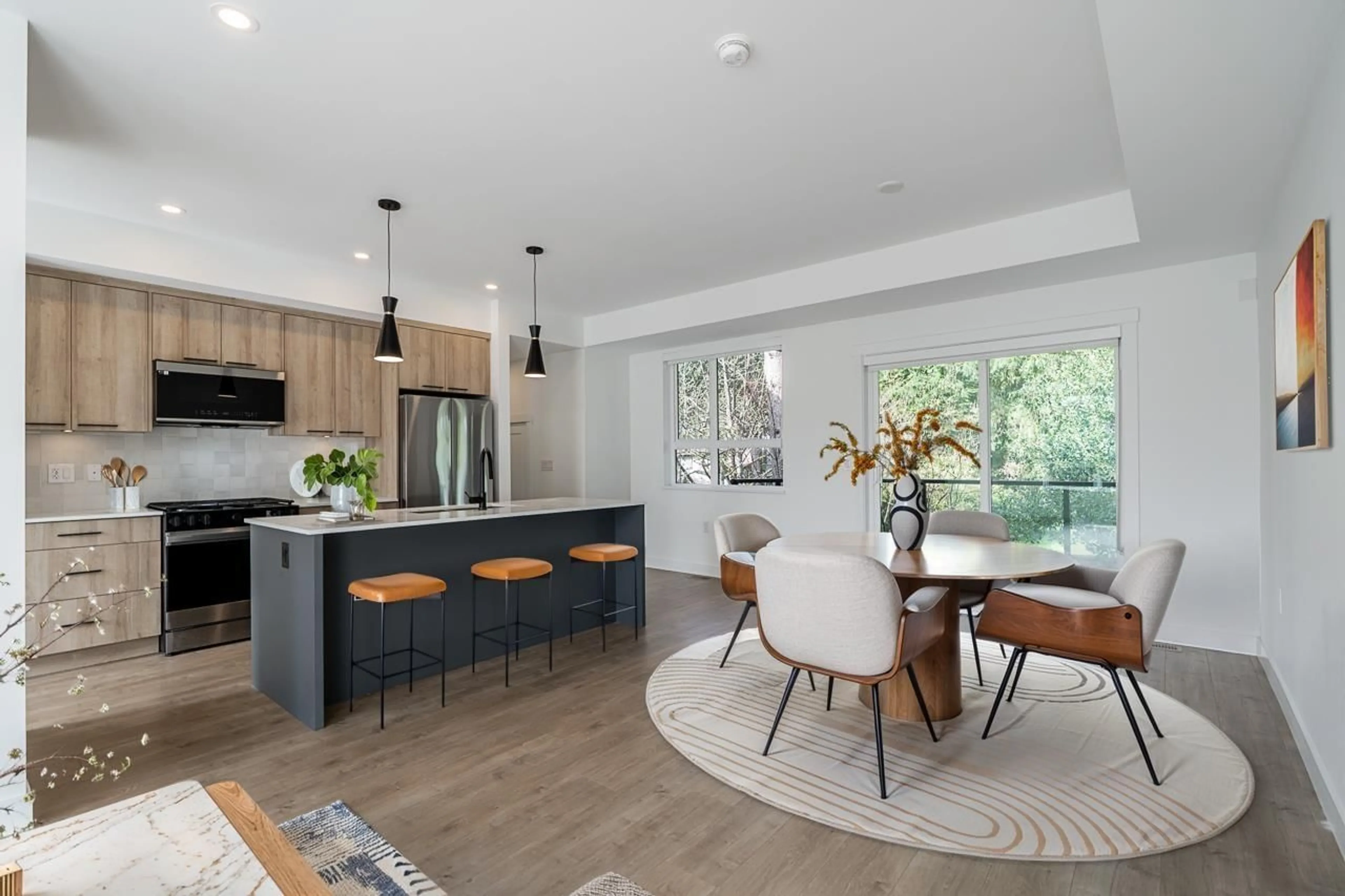 Open concept kitchen, wood/laminate floor for 14 - 10527 155 STREET, Surrey British Columbia V3R0S1