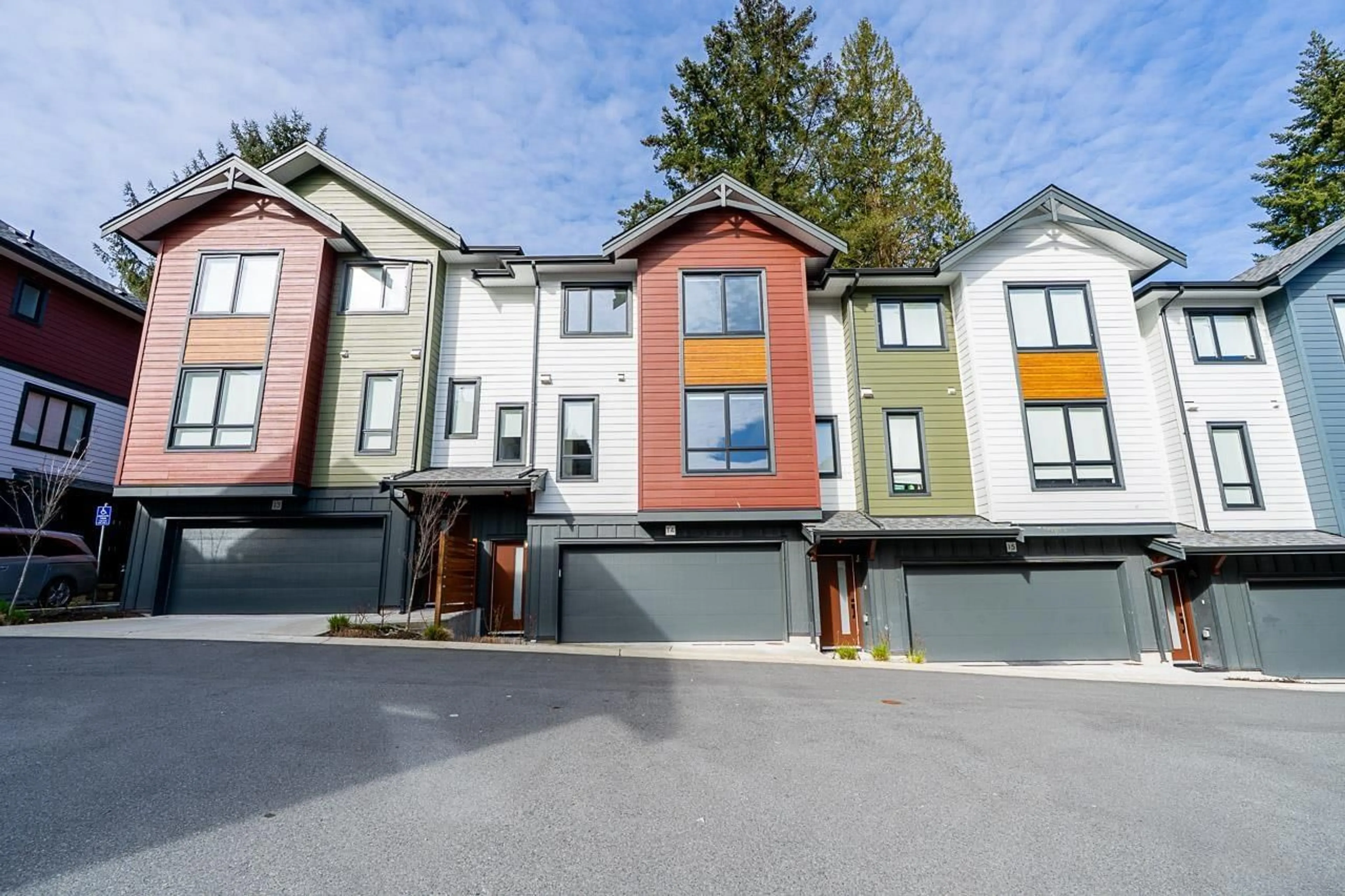 A pic from outside/outdoor area/front of a property/back of a property/a pic from drone, street for 14 - 10527 155 STREET, Surrey British Columbia V3R0S1