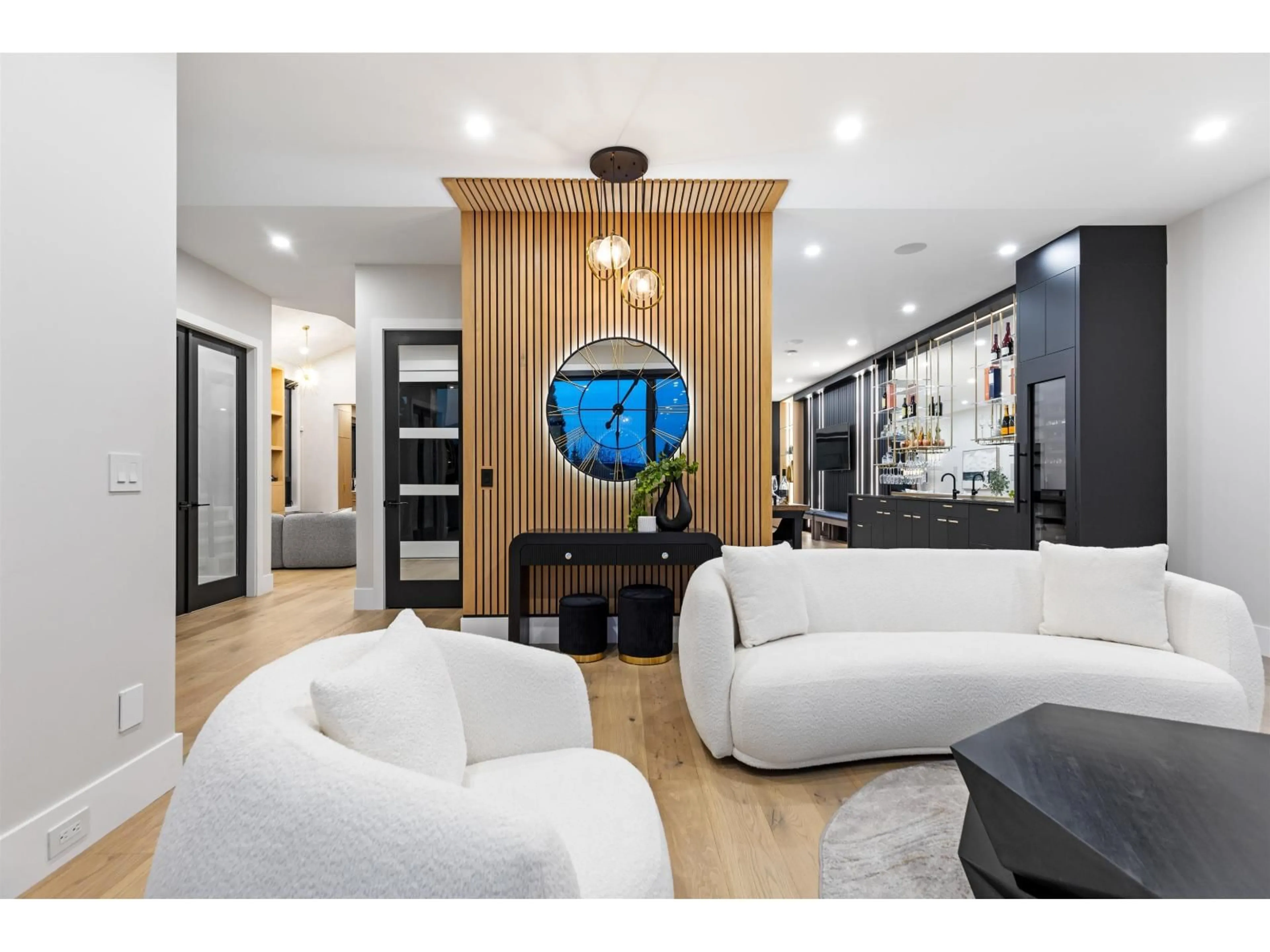 Home theater for 19023 61A AVENUE, Surrey British Columbia V3S8C8