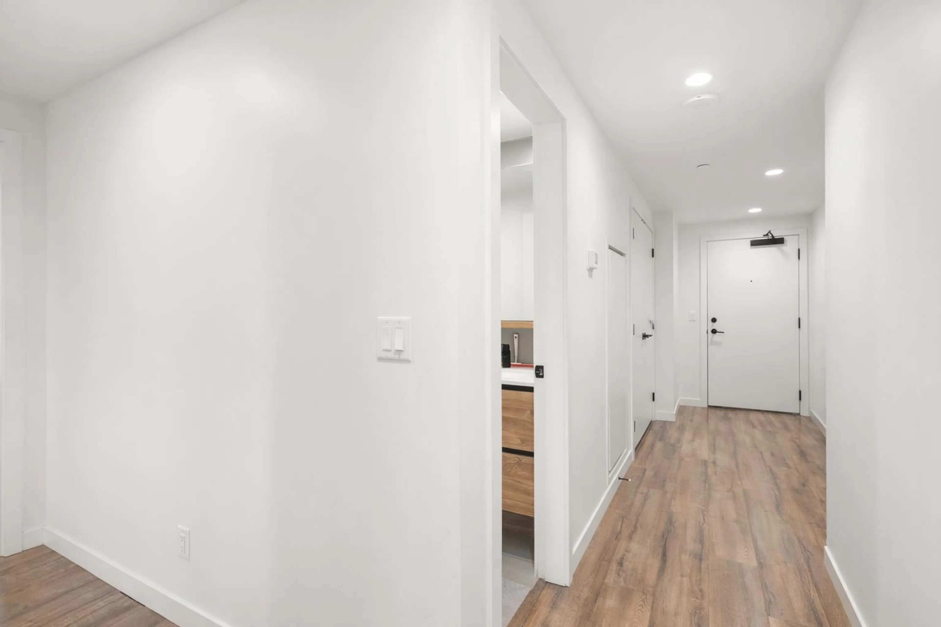 A pic of a room for 13428 105 AVENUE, Surrey British Columbia V3T0S6