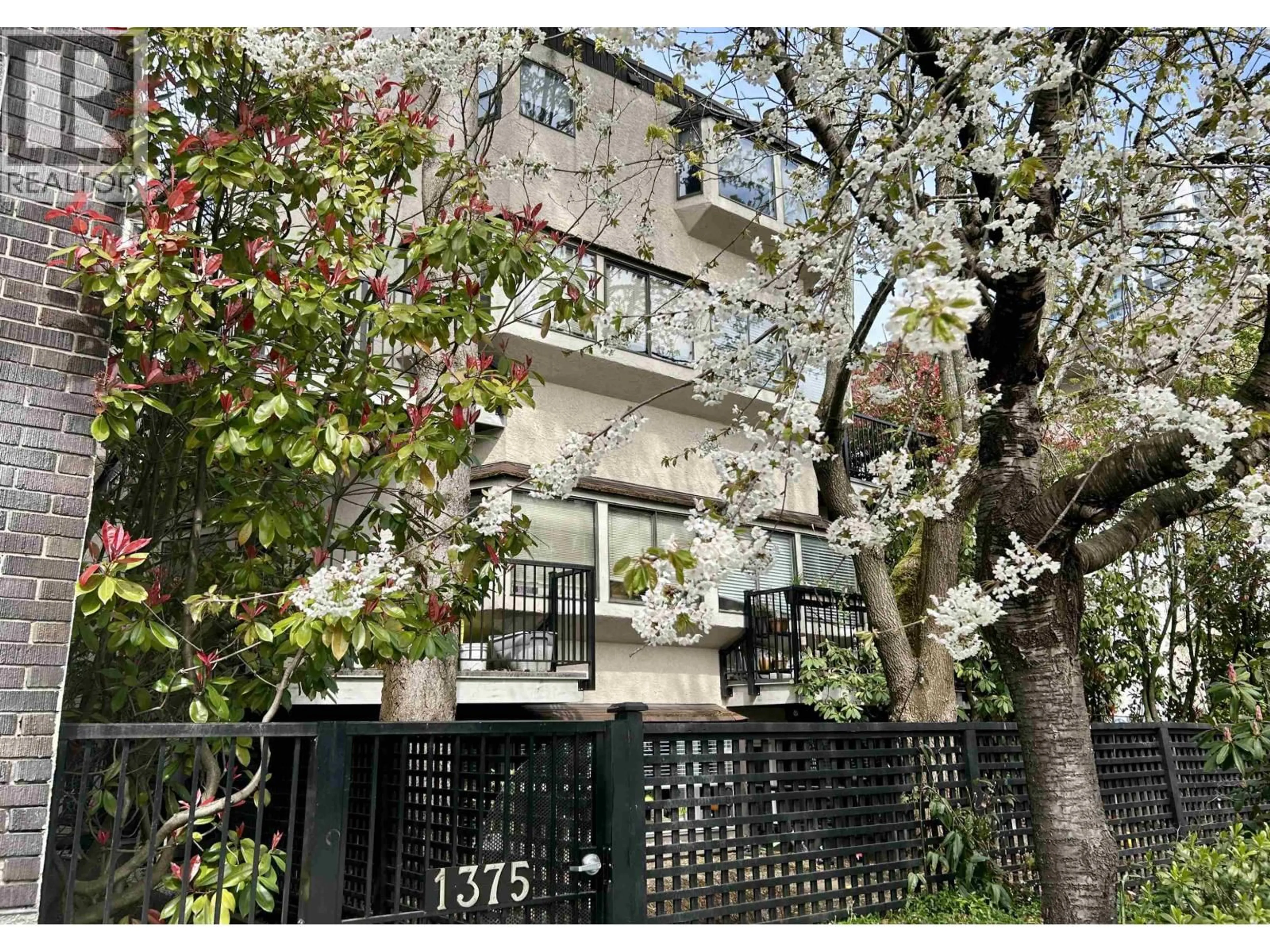 Unknown for 6 - 1375 10TH AVENUE, Vancouver British Columbia V6H1J7