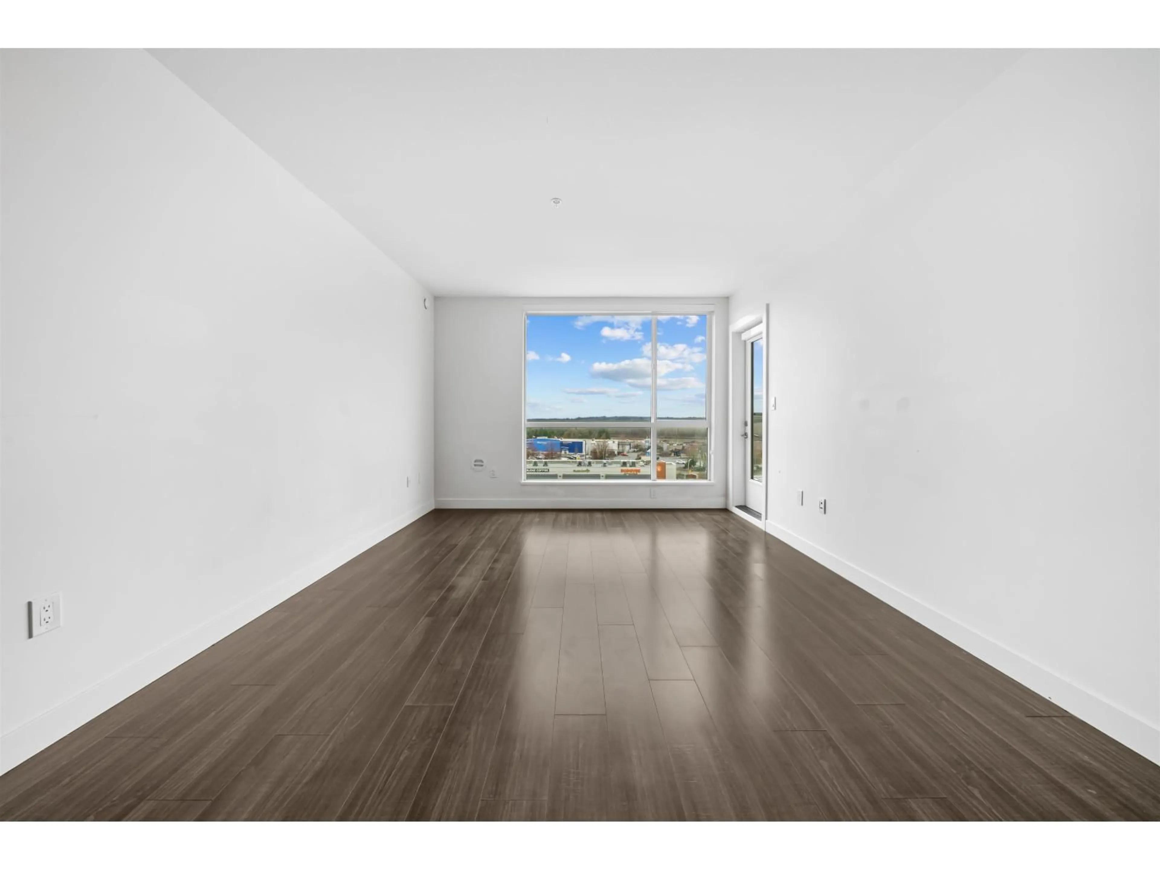 A pic of a room for 209 - 31940 RAVEN AVENUE, Mission British Columbia V2V0L1