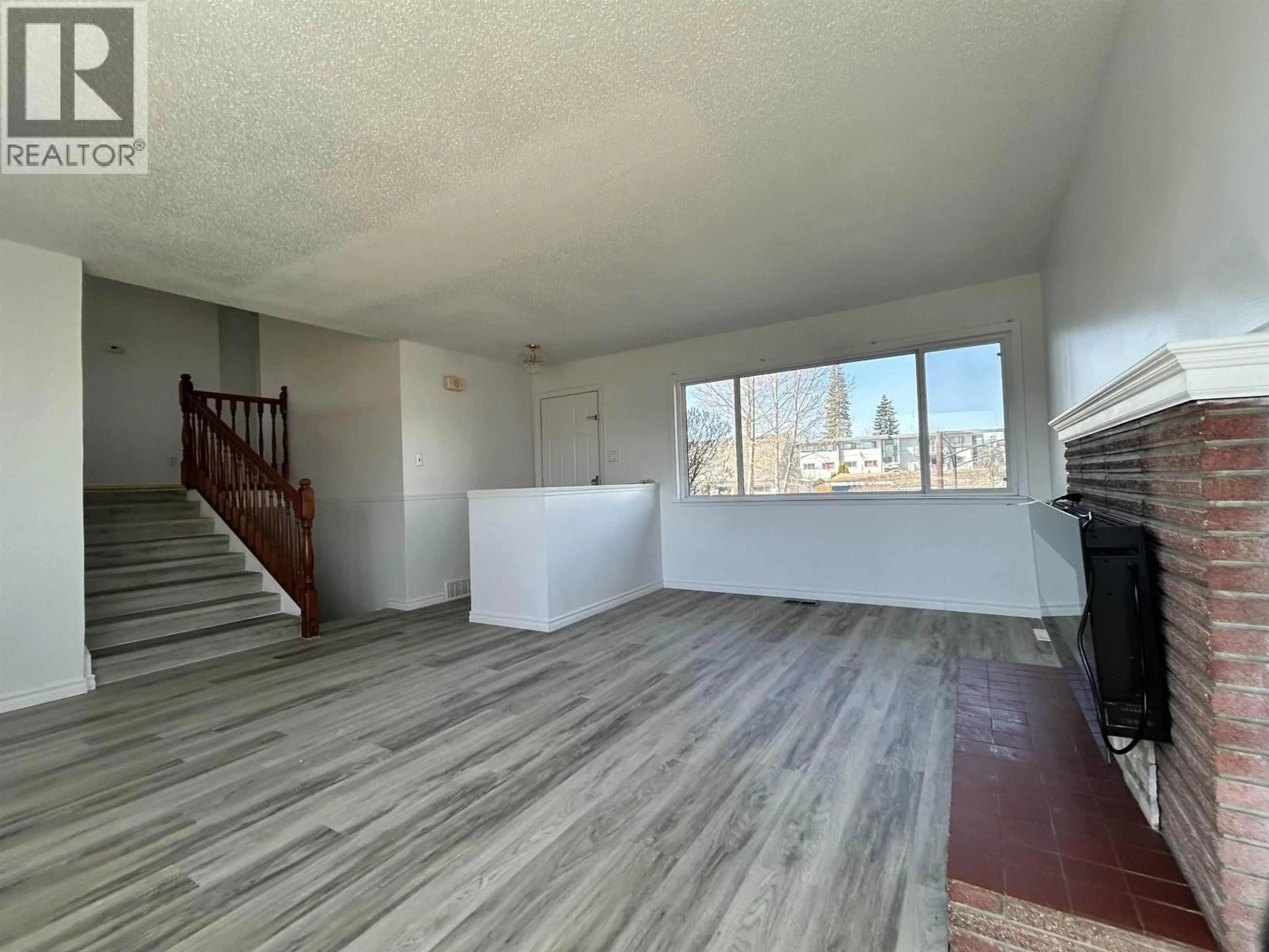 A pic of a room for 1016 IRWIN STREET, Prince George British Columbia V2M2Y2