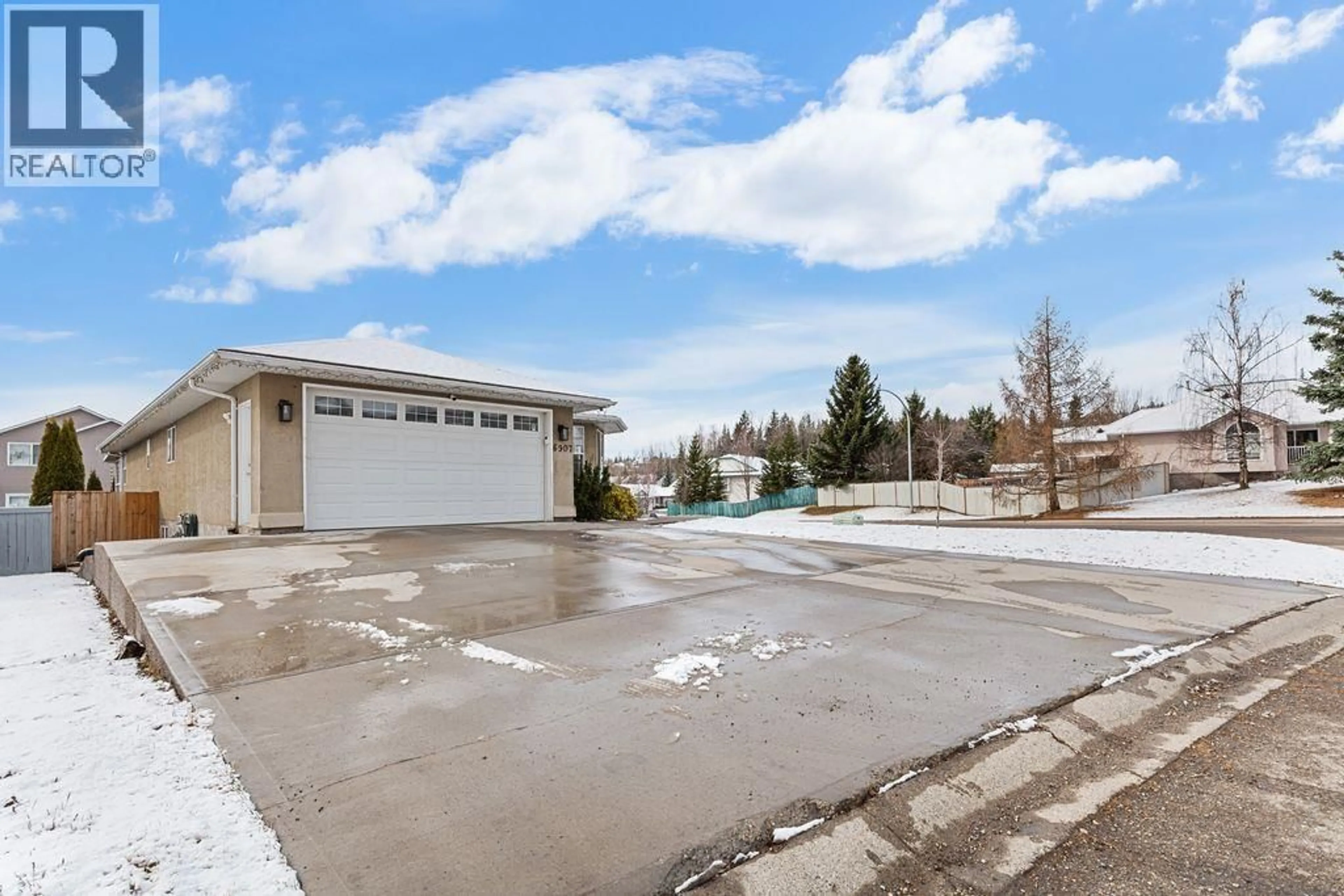 Indoor garage for 6907 ST ANTHONY CRESCENT, Prince George British Columbia V2N5A2