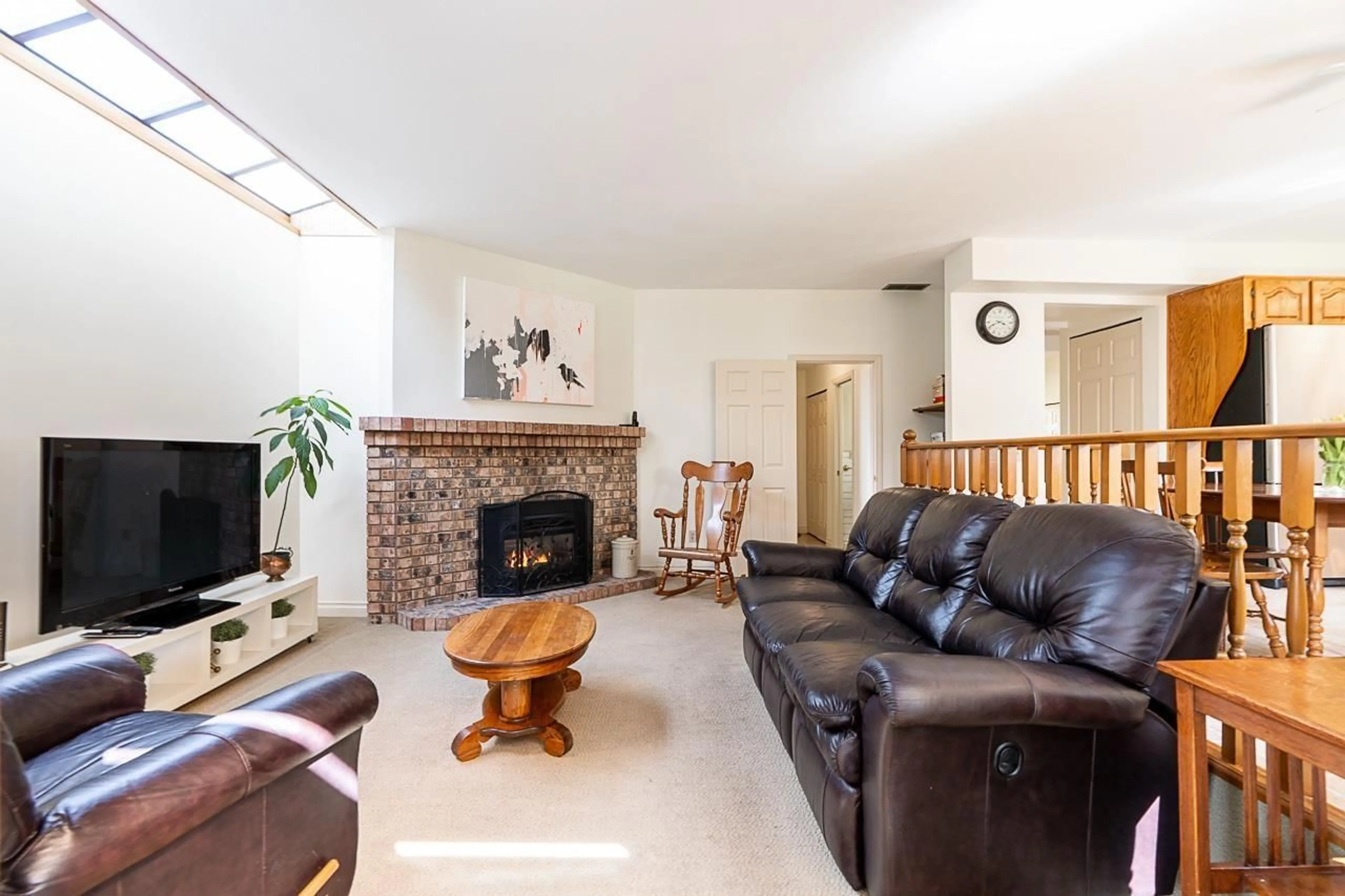 Living room with furniture, ceramic/tile floor for 9835 158A STREET, Surrey British Columbia V4N2A3