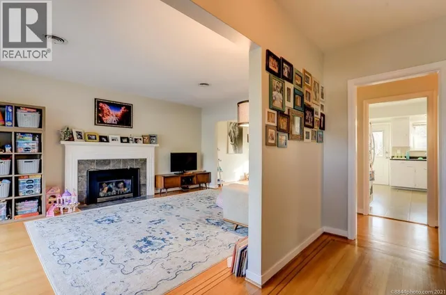 2016 48TH AVENUE, Vancouver 2