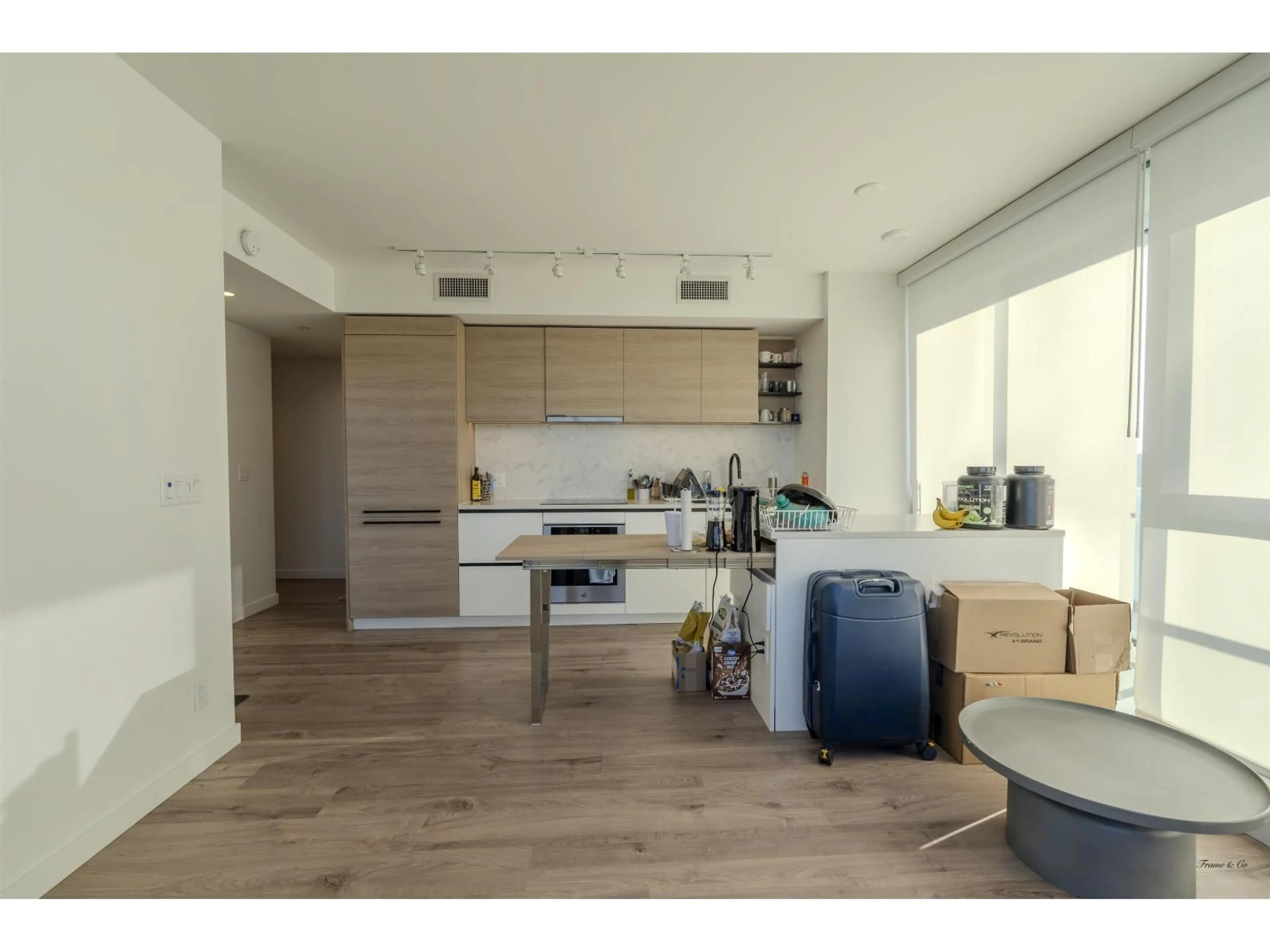 Unknown for 1310 - 13428 105 AVENUE, Surrey British Columbia V3T0S6