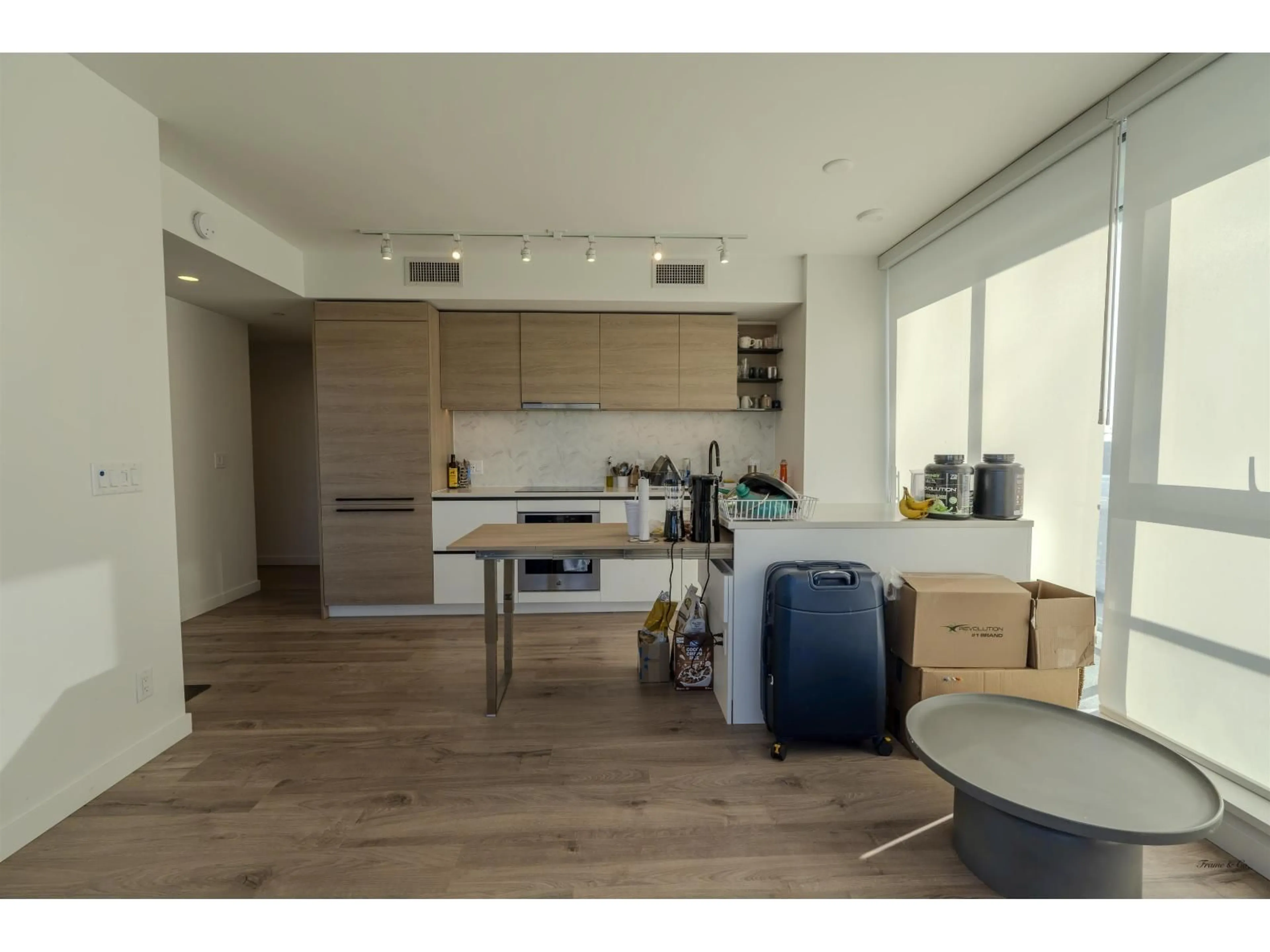 A pic of a room for 1310 - 13428 105 AVENUE, Surrey British Columbia V3T0S6