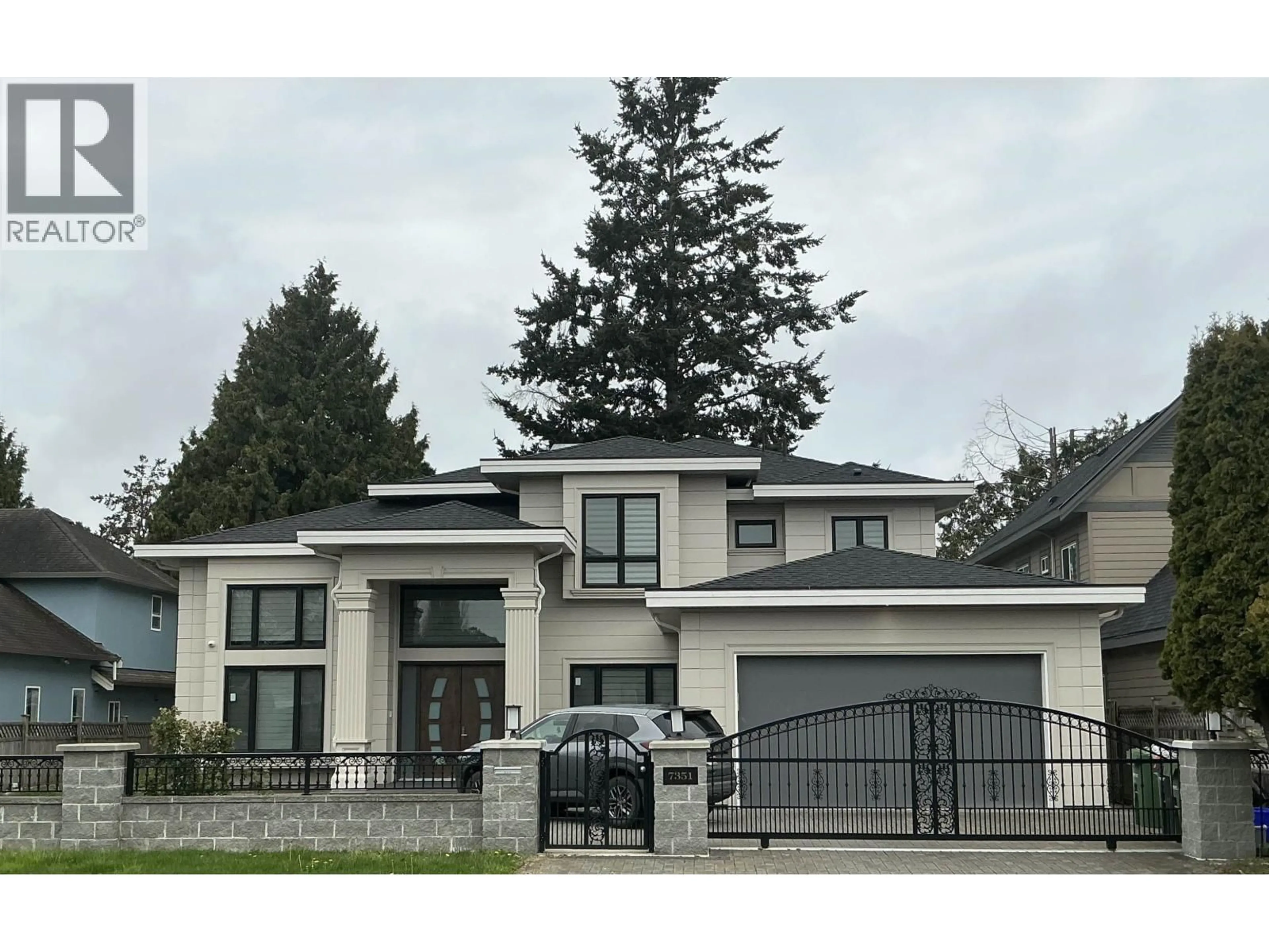 Home with vinyl exterior material, street for 7351 LINDSAY ROAD, Richmond British Columbia V7C3M7