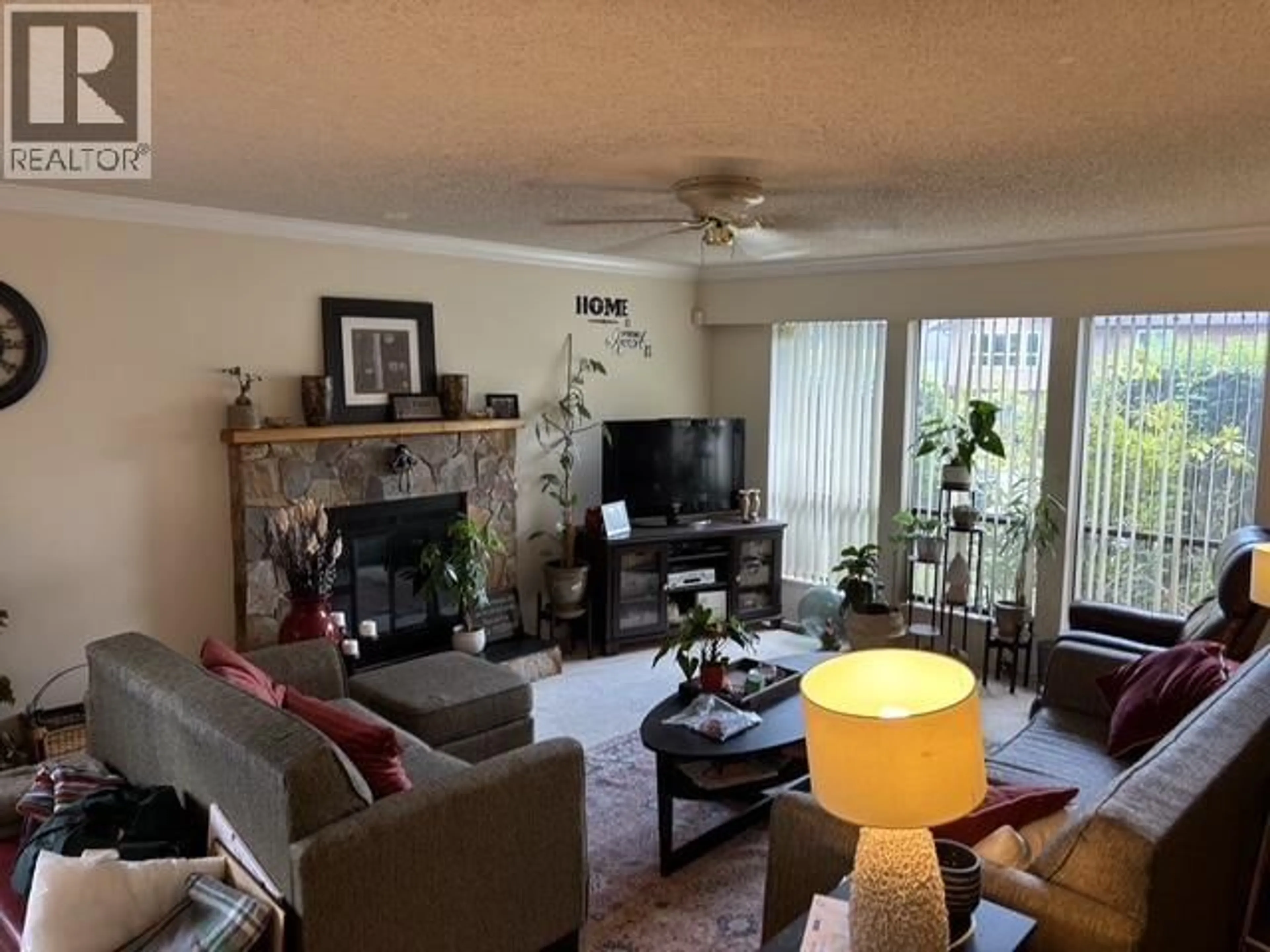 Living room with furniture, unknown for 11786 212 STREET, Maple Ridge British Columbia V2X8P9