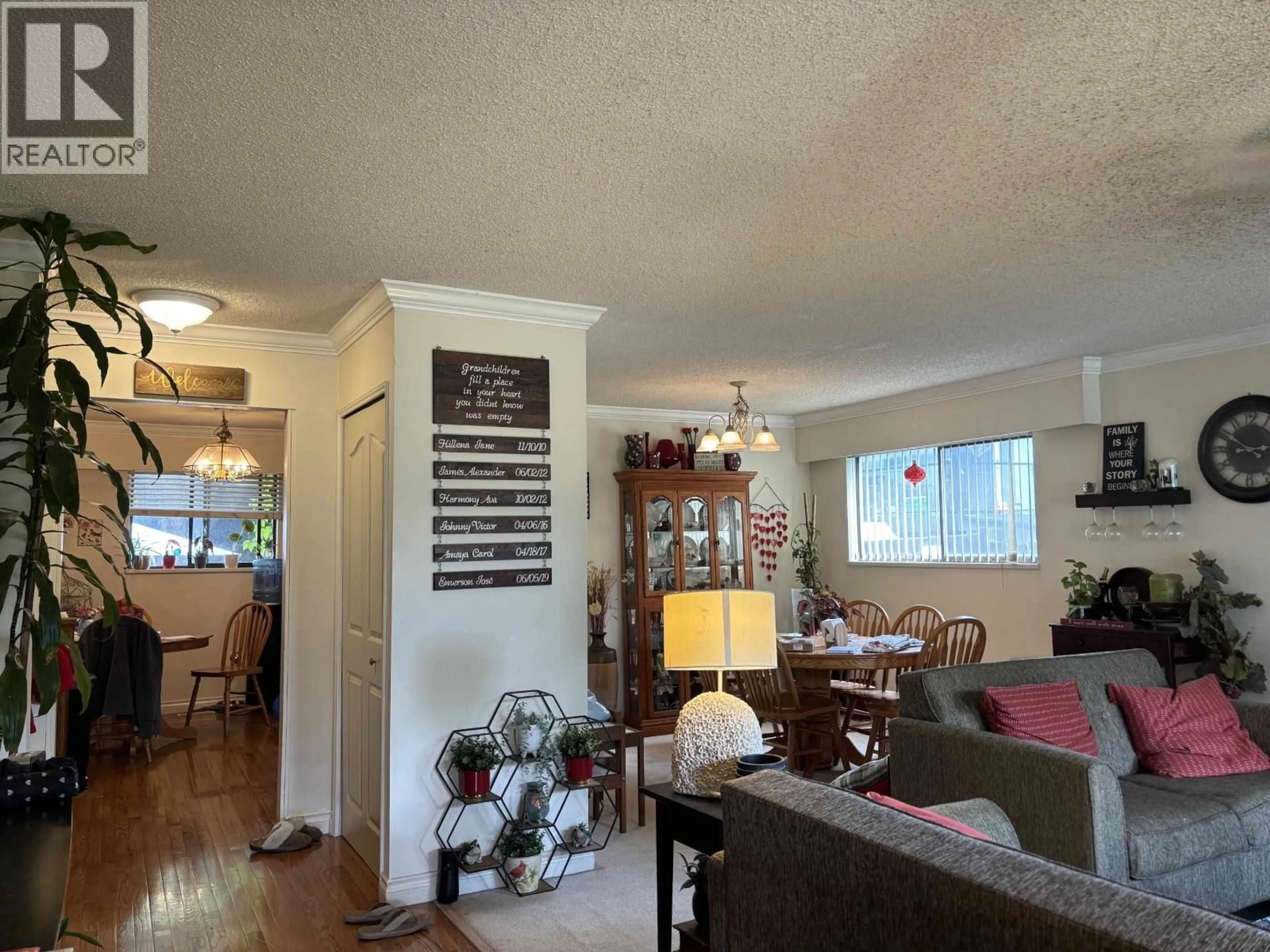 Living room with furniture, unknown for 11786 212 STREET, Maple Ridge British Columbia V2X8P9
