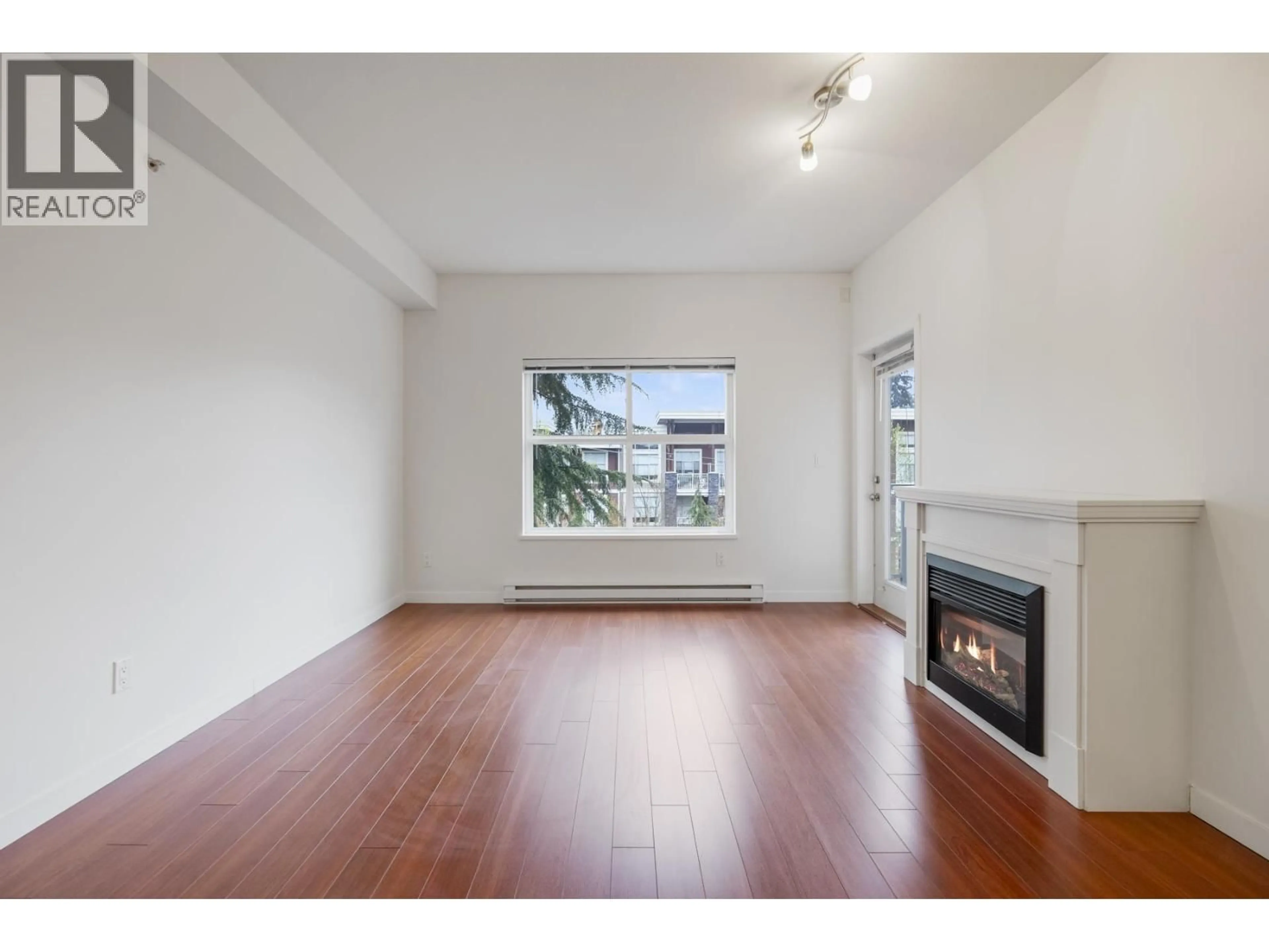 A pic of a room for 403 - 2488 KELLY AVENUE, Port Coquitlam British Columbia V3C1Y4