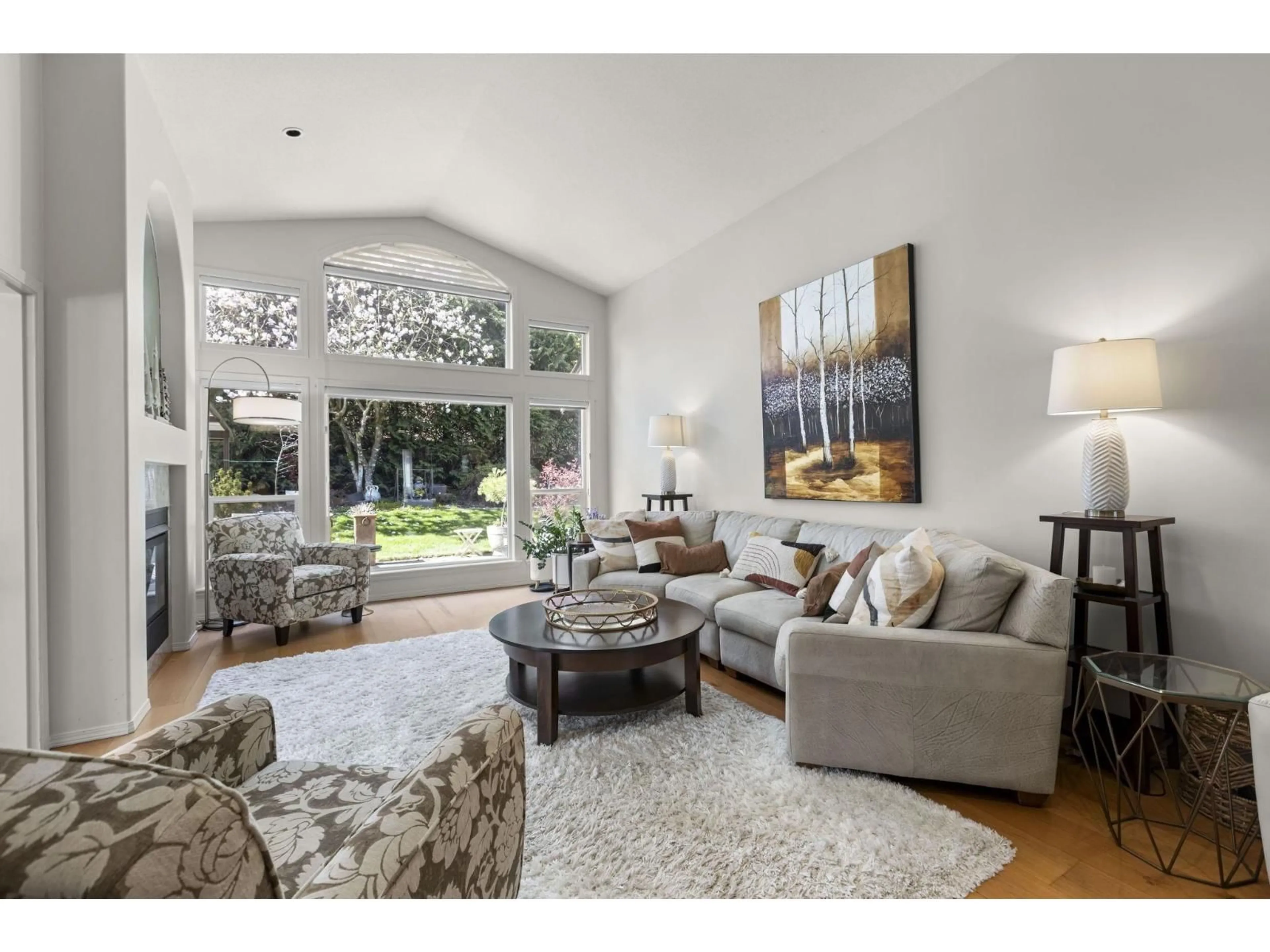 Living room with furniture, unknown for 16 - 32250 DOWNES ROAD, Abbotsford British Columbia V4X2R1