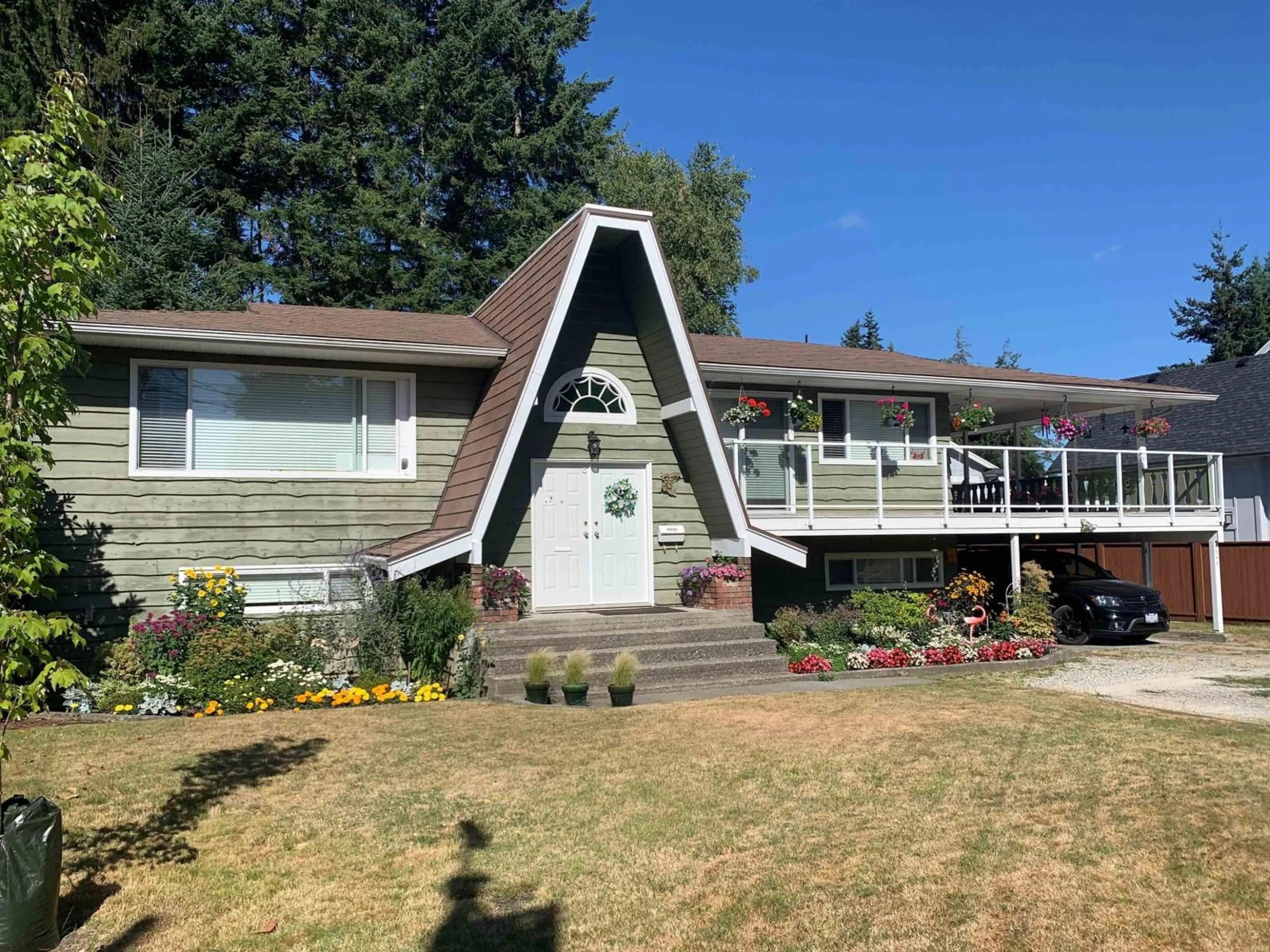 Home with vinyl exterior material, mountain view for 4545 208 STREET, Langley British Columbia V3A2H7