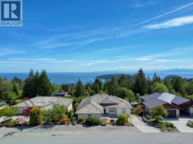 6169 MIKA ROAD, Sechelt 2