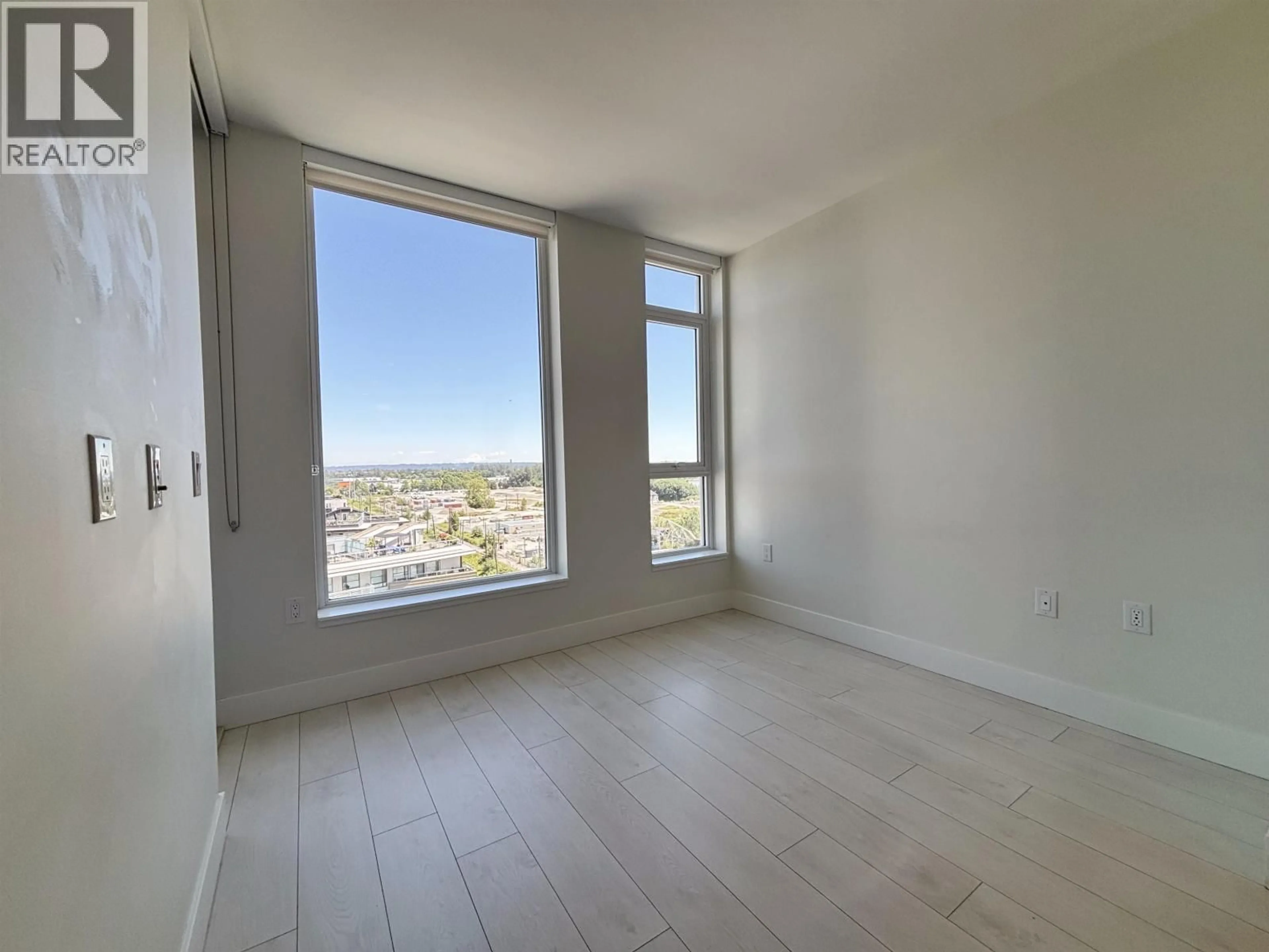 A pic of a room for 1001 - 3438 SAWMILL CRESCENT, Vancouver British Columbia V5S0E3