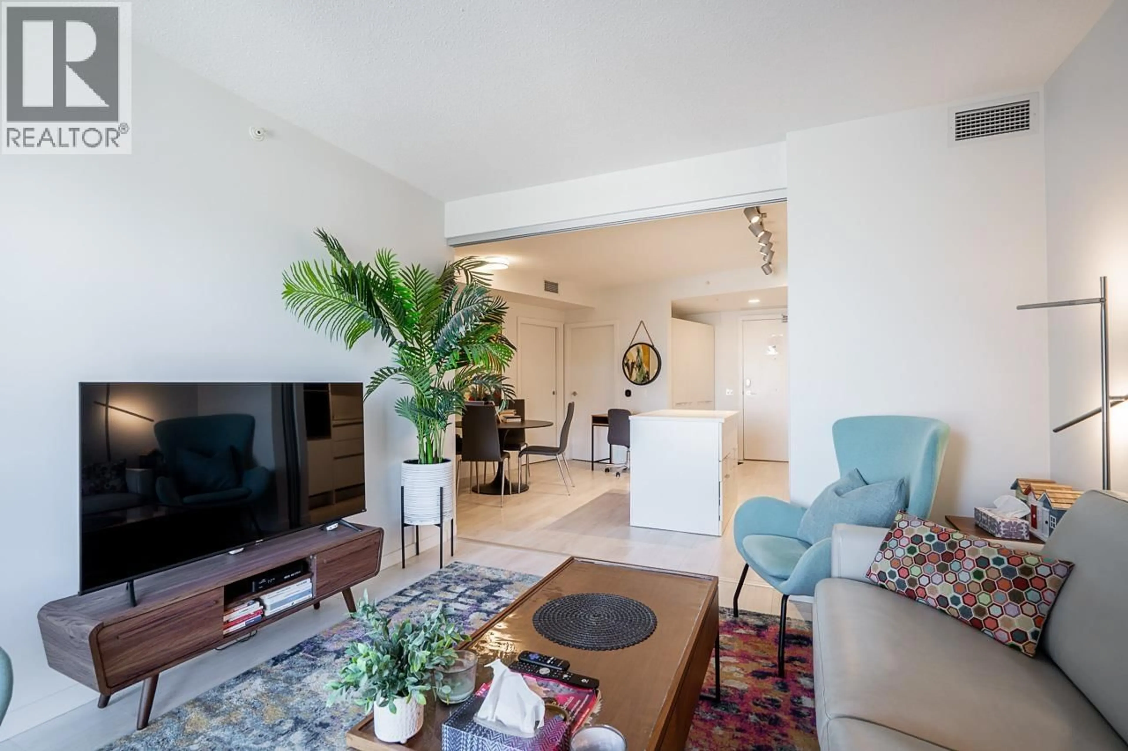 Living room with furniture, unknown for 1119 - 180 2ND AVENUE, Vancouver British Columbia V5T0K4