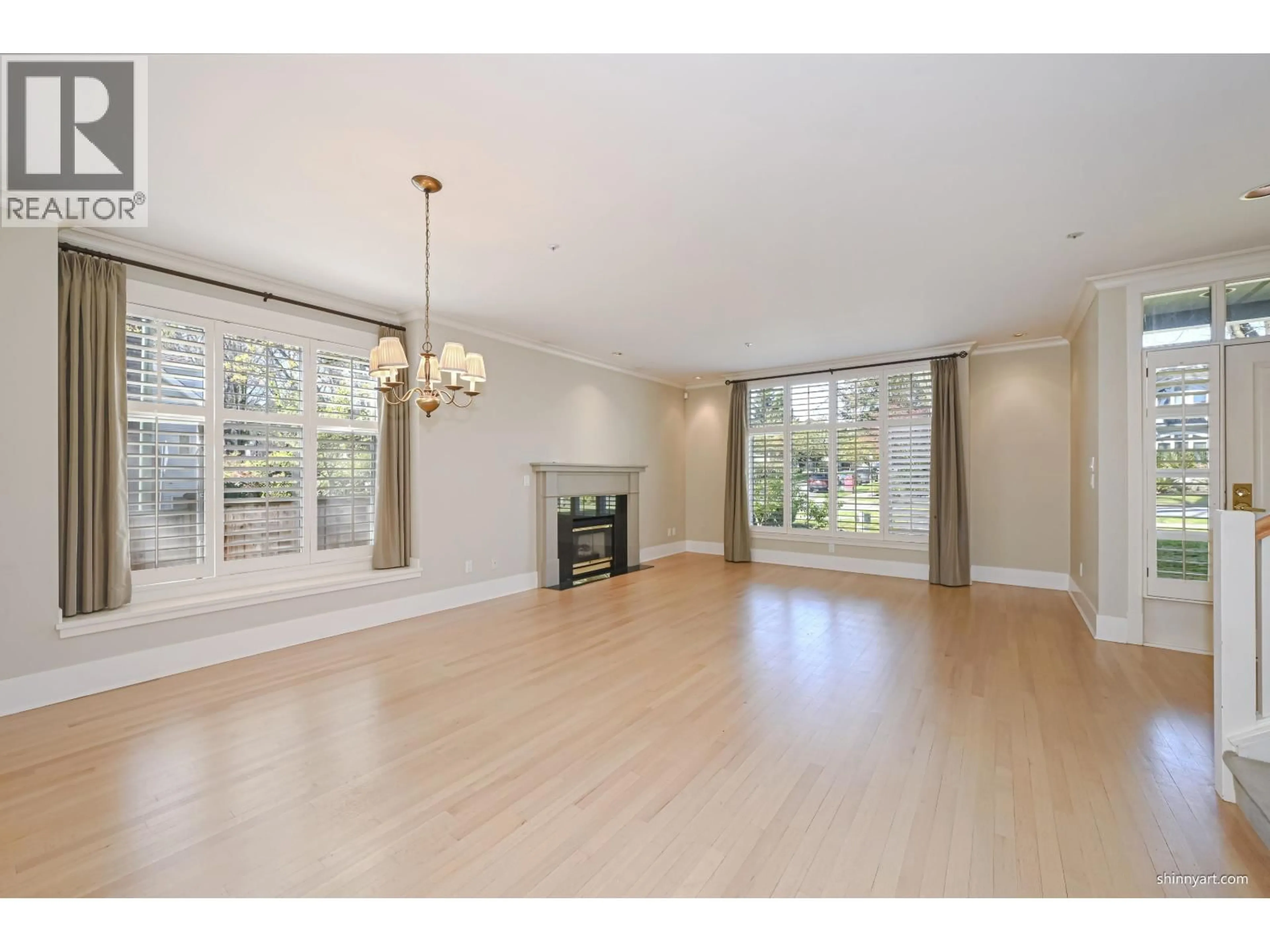 A pic of a room for 3998 32ND AVENUE, Vancouver British Columbia V5K1A1