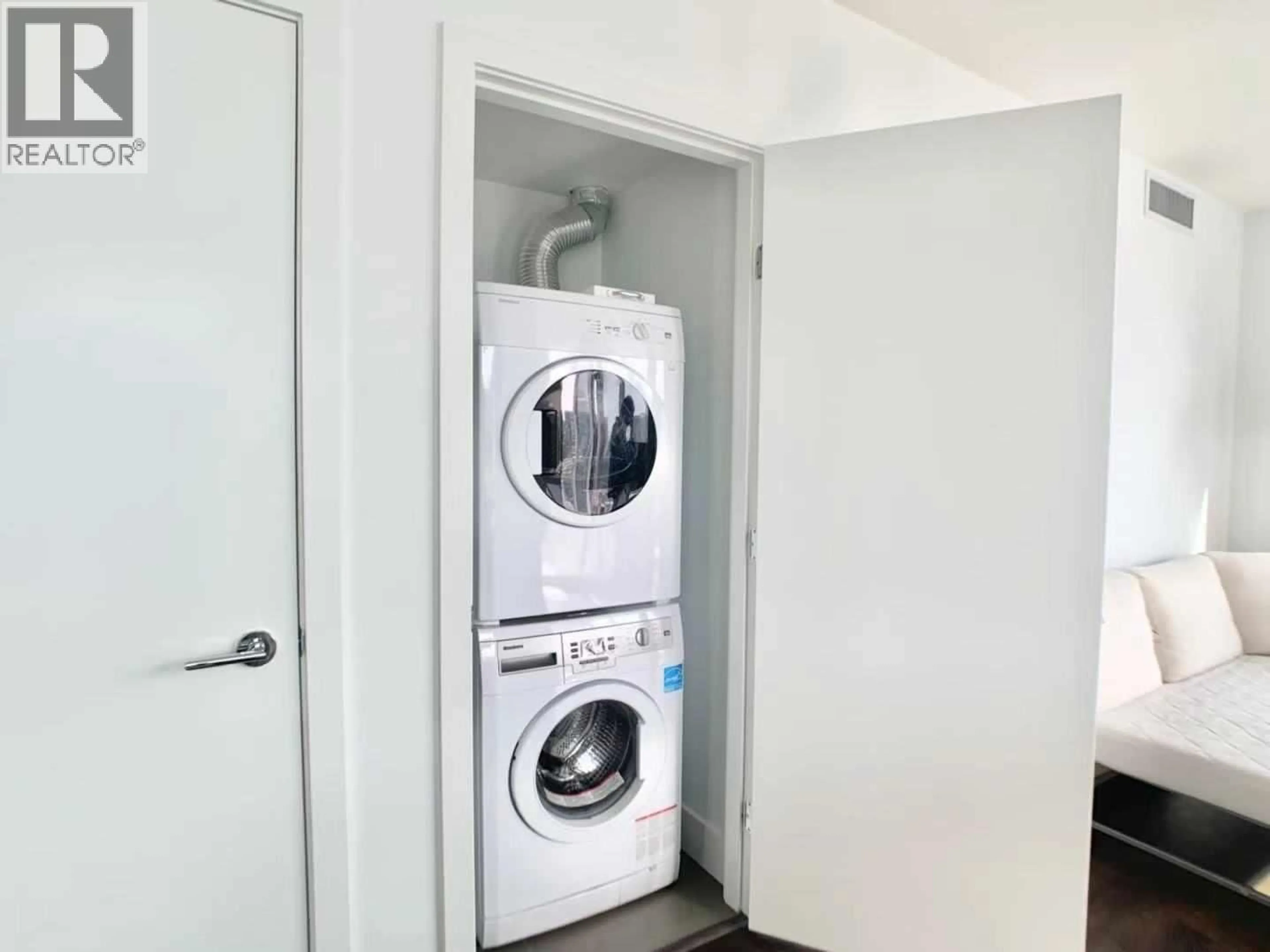 Laundry room for 1202 - 5233 GILBERT ROAD, Richmond British Columbia V7C0B3