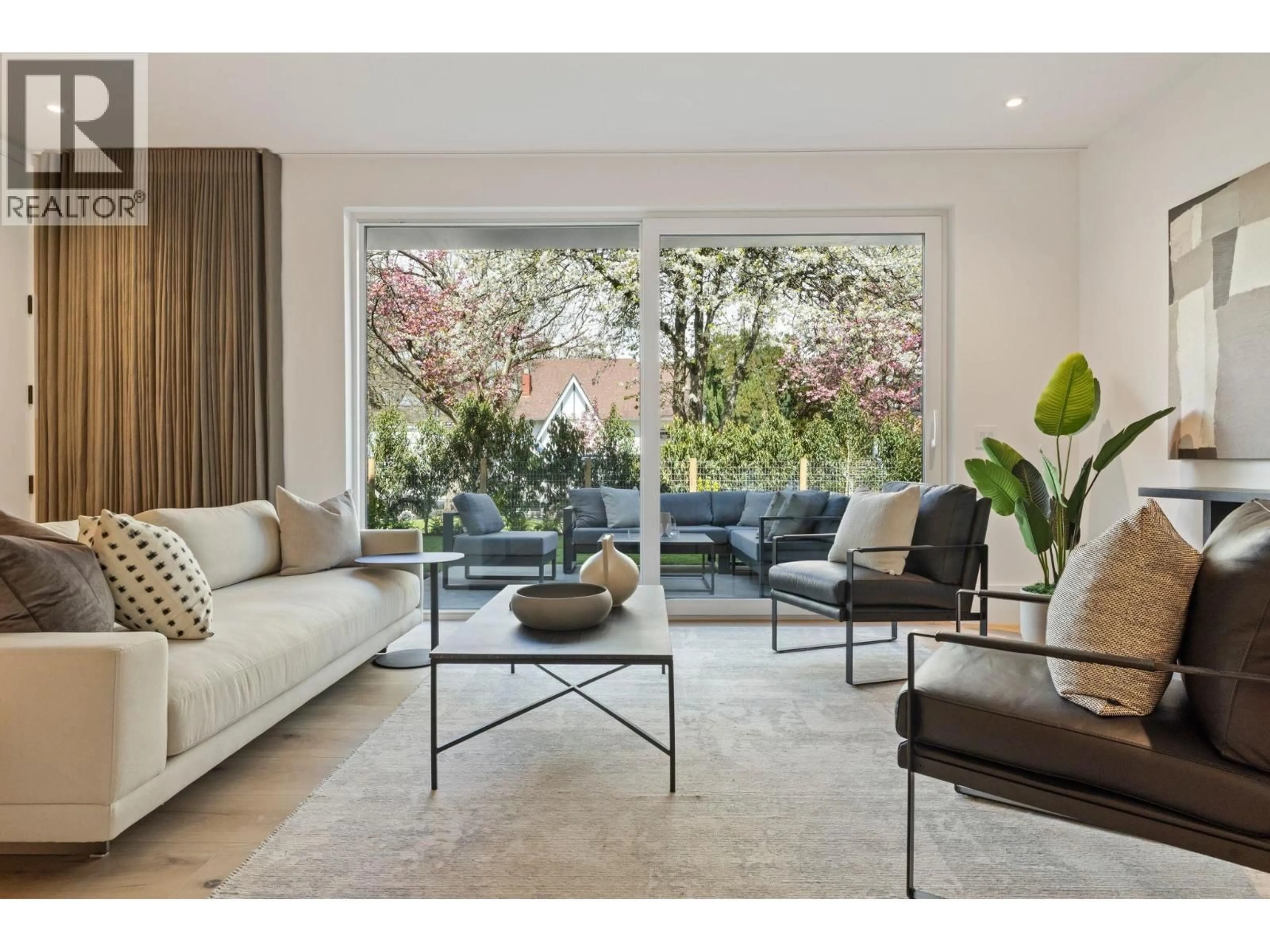 Living room with furniture, unknown for 1 - 2830 MUSQUEAMVIEW STREET, Vancouver British Columbia V6K2R9